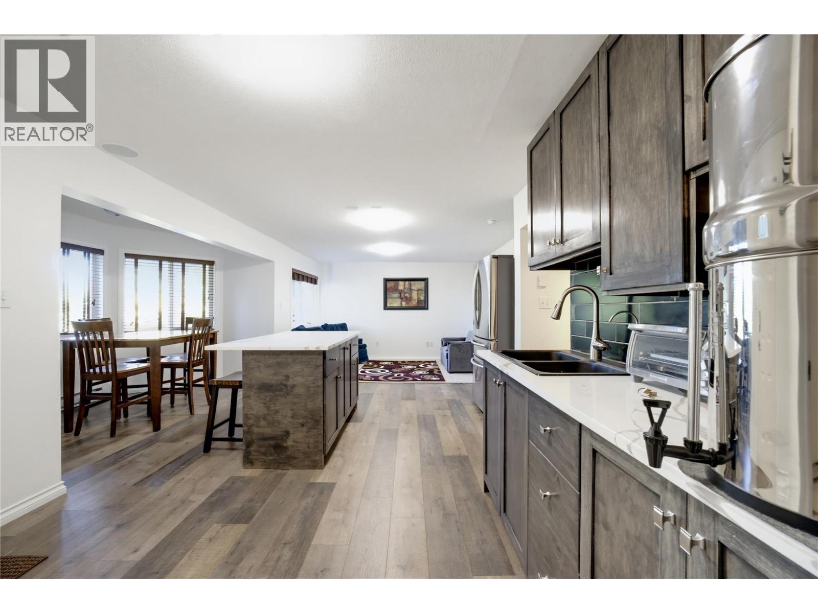 1681 18 Avenue Se, Salmon Arm, British Columbia  V1E 2M9 - Photo 46 - 10401751