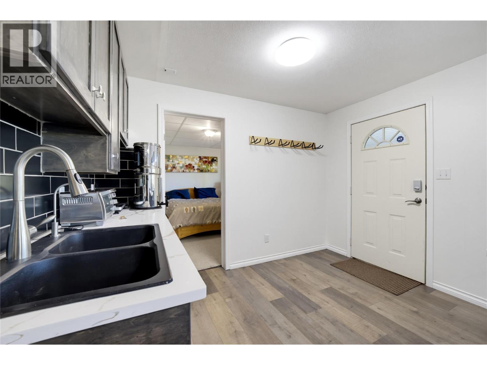 1681 18 Avenue Se, Salmon Arm, British Columbia  V1E 2M9 - Photo 48 - 10401751