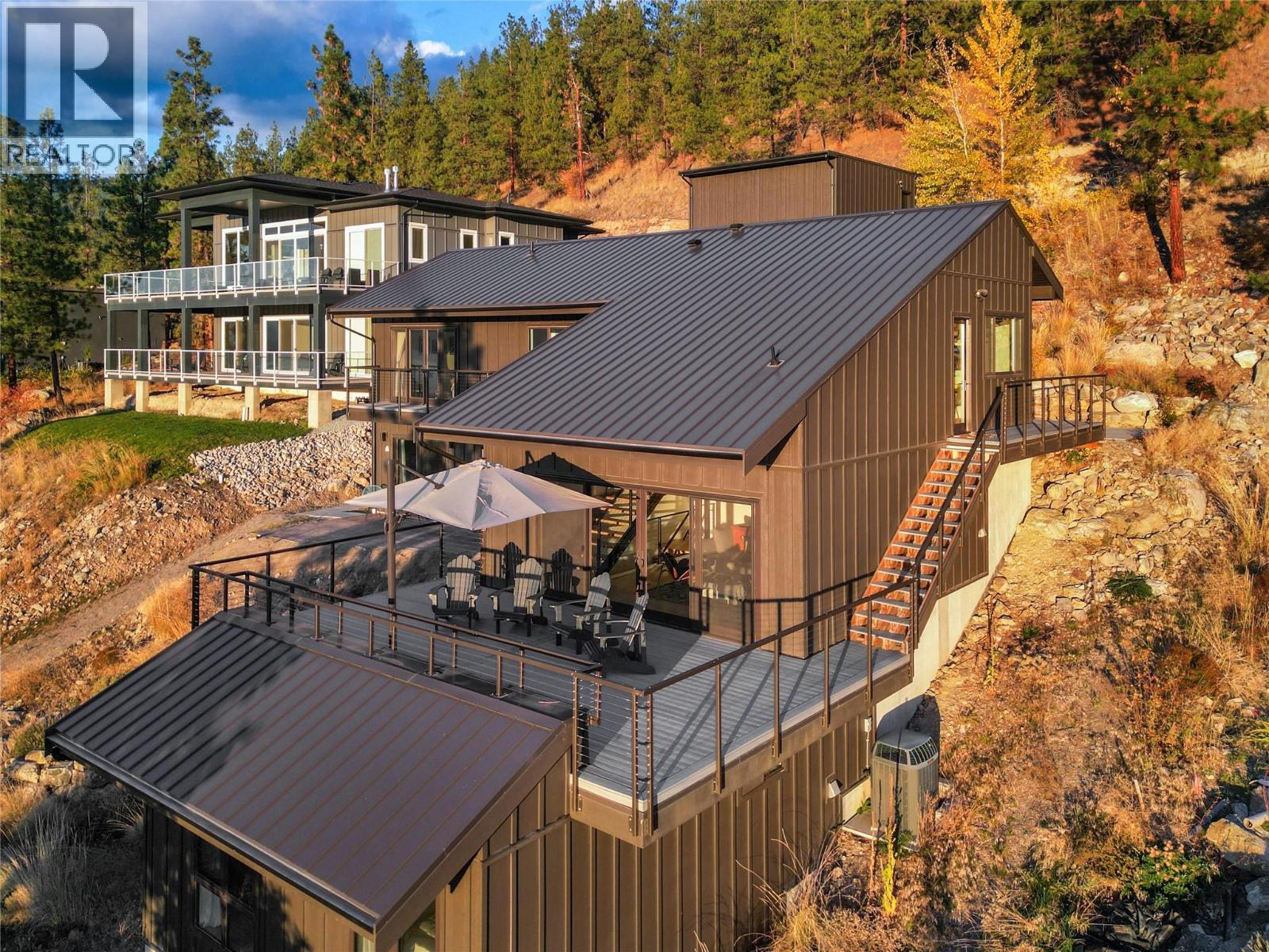 2710 Workman Place, Naramata, British Columbia  V0H 1N0 - Photo 2 - 10401712