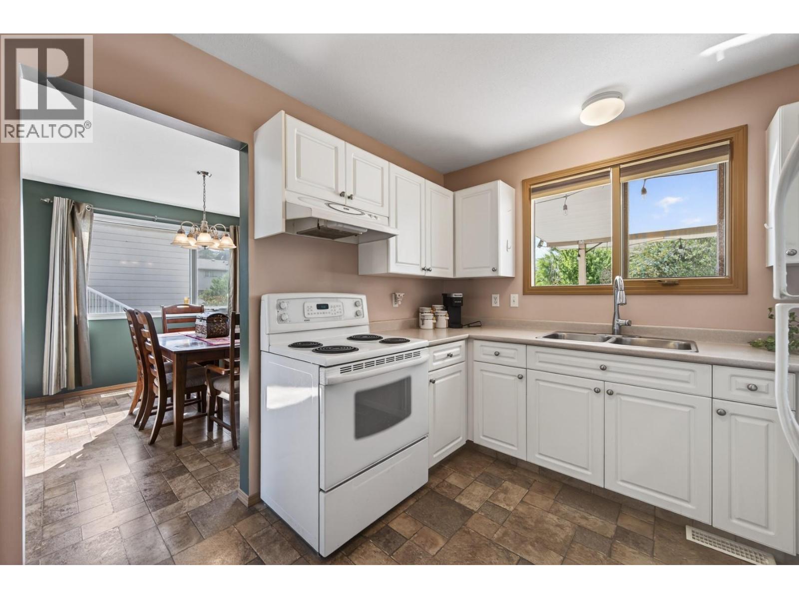 1106 Maclean Crescent, Cache Creek, British Columbia  V0K 1H0 - Photo 7 - 10401681