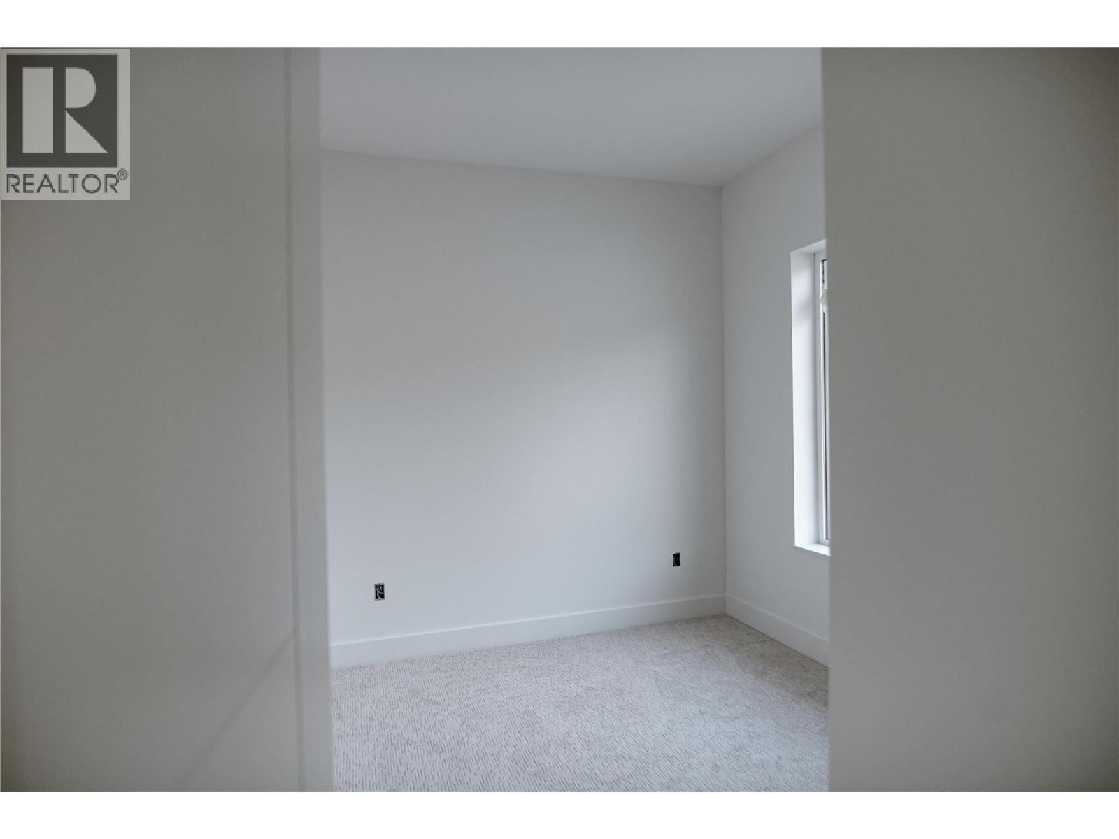 1092 Antler Drive, Penticton, British Columbia  V2A 0J8 - Photo 33 - 10401799
