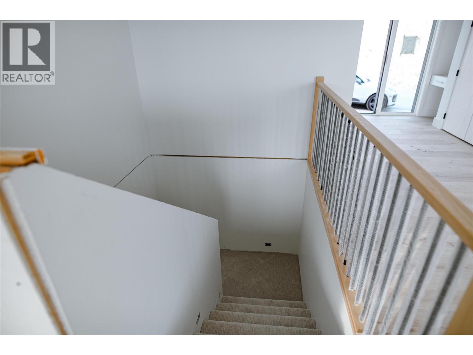 1092 Antler Drive, Penticton, British Columbia  V2A 0J8 - Photo 35 - 10401799