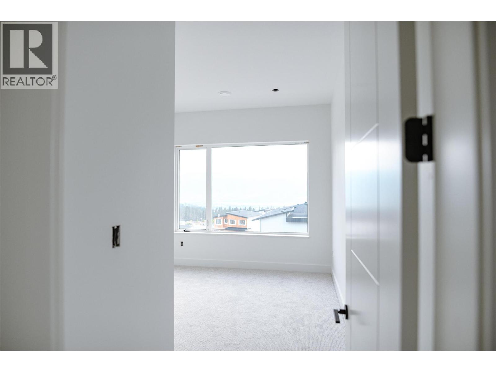 1092 Antler Drive, Penticton, British Columbia  V2A 0J8 - Photo 40 - 10401799