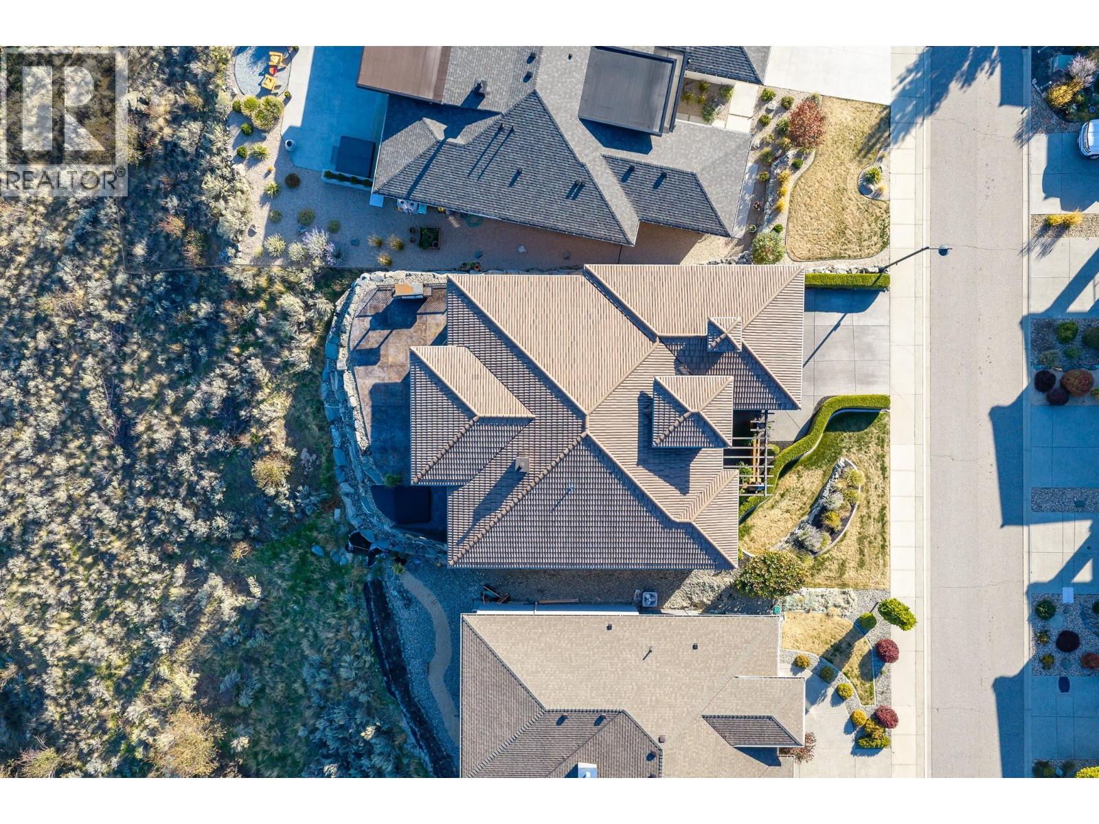 328 Cordon Place, Vernon, British Columbia  V1H 1Z9 - Photo 47 - 10401455