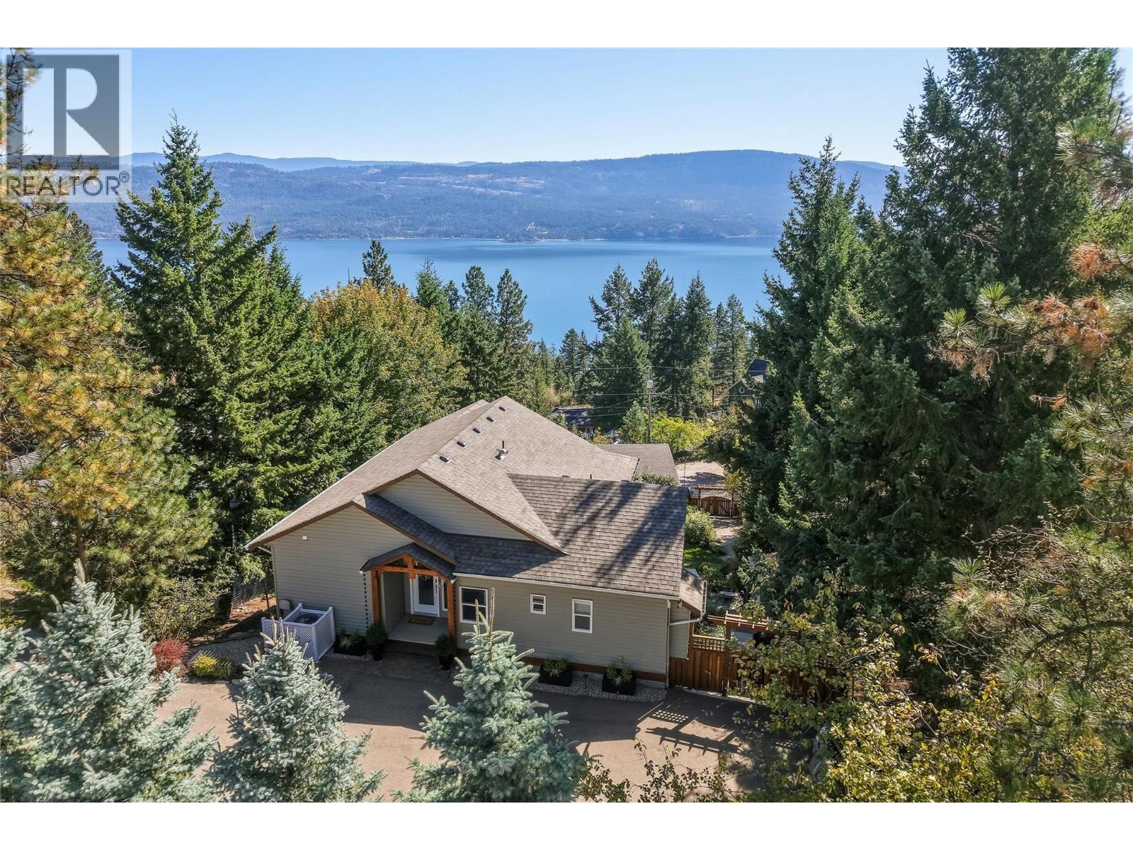 642 Mountain Drive, Vernon, British Columbia  V1H 2B7 - Photo 1 - 10401776
