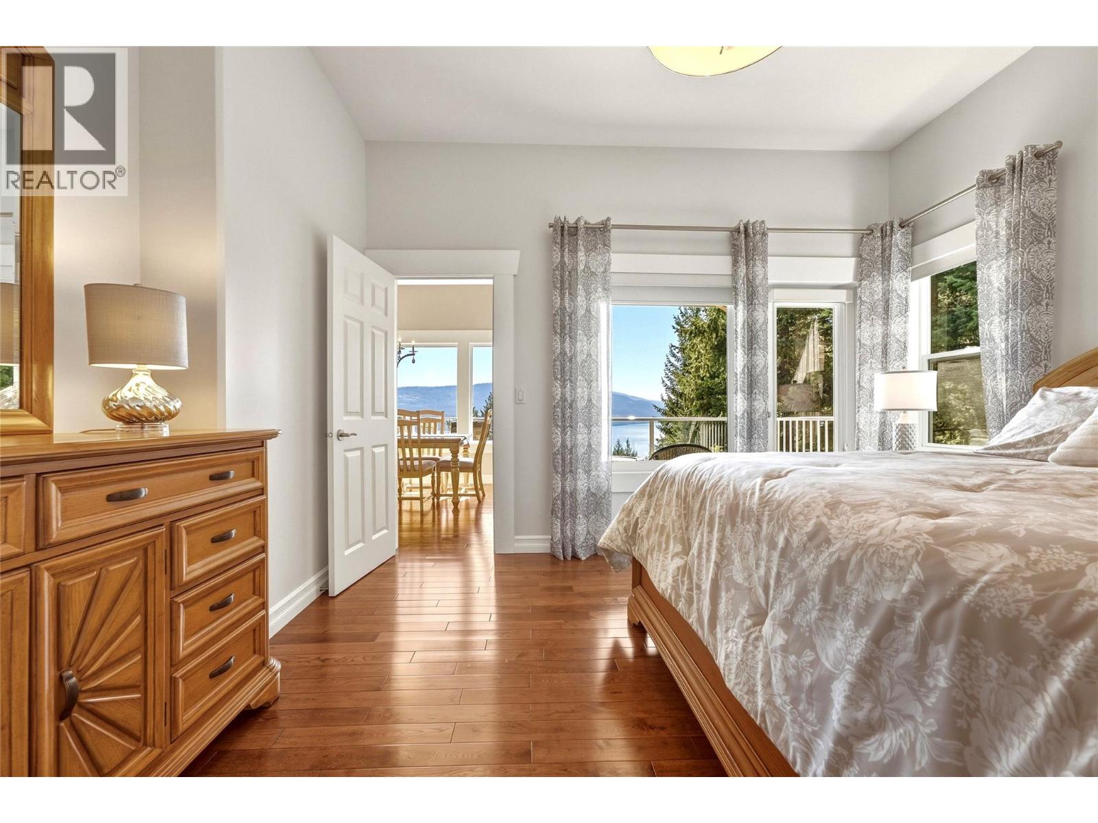 642 Mountain Drive, Vernon, British Columbia  V1H 2B7 - Photo 18 - 10401776