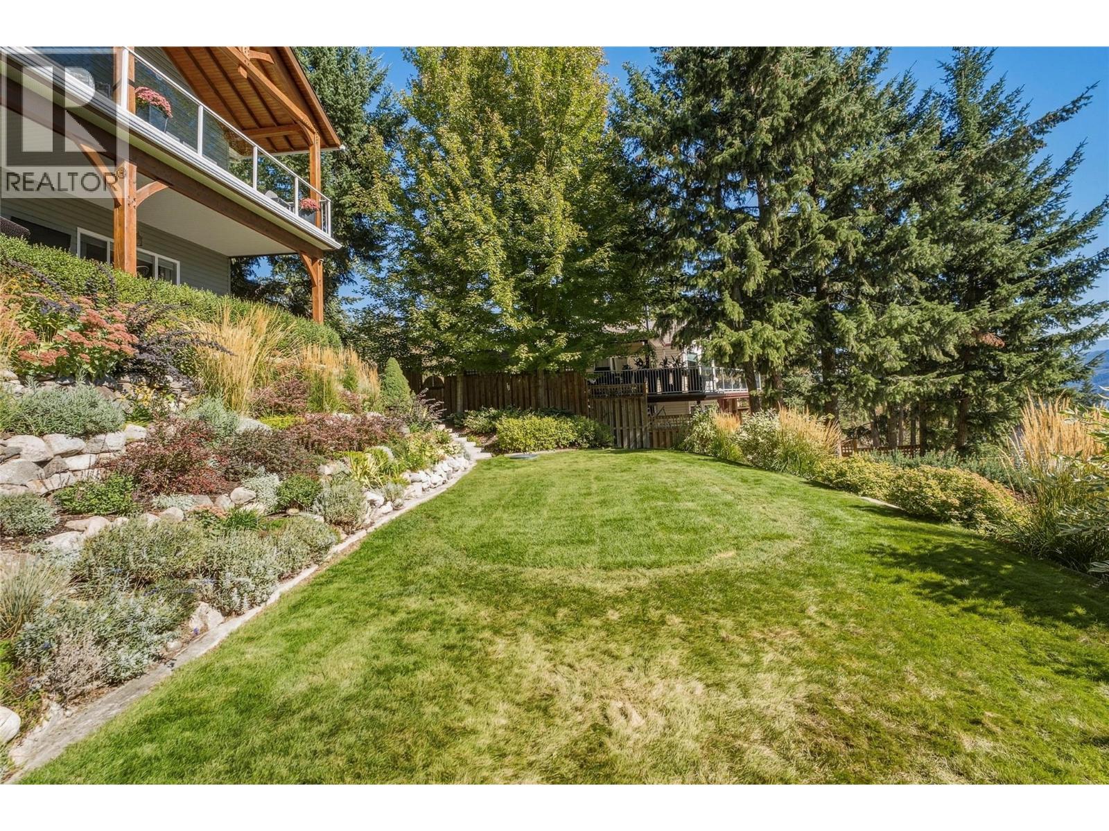 642 Mountain Drive, Vernon, British Columbia  V1H 2B7 - Photo 47 - 10401776