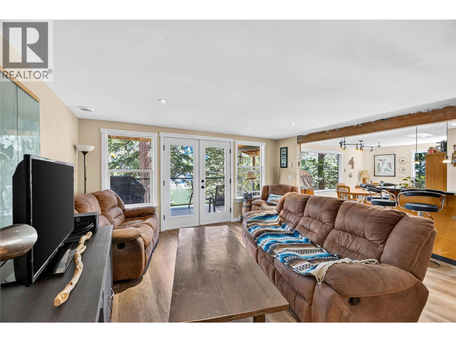 199 Farleigh Lake Road, Penticton, British Columbia  V2A 6J7 - Photo 14 - 10401736