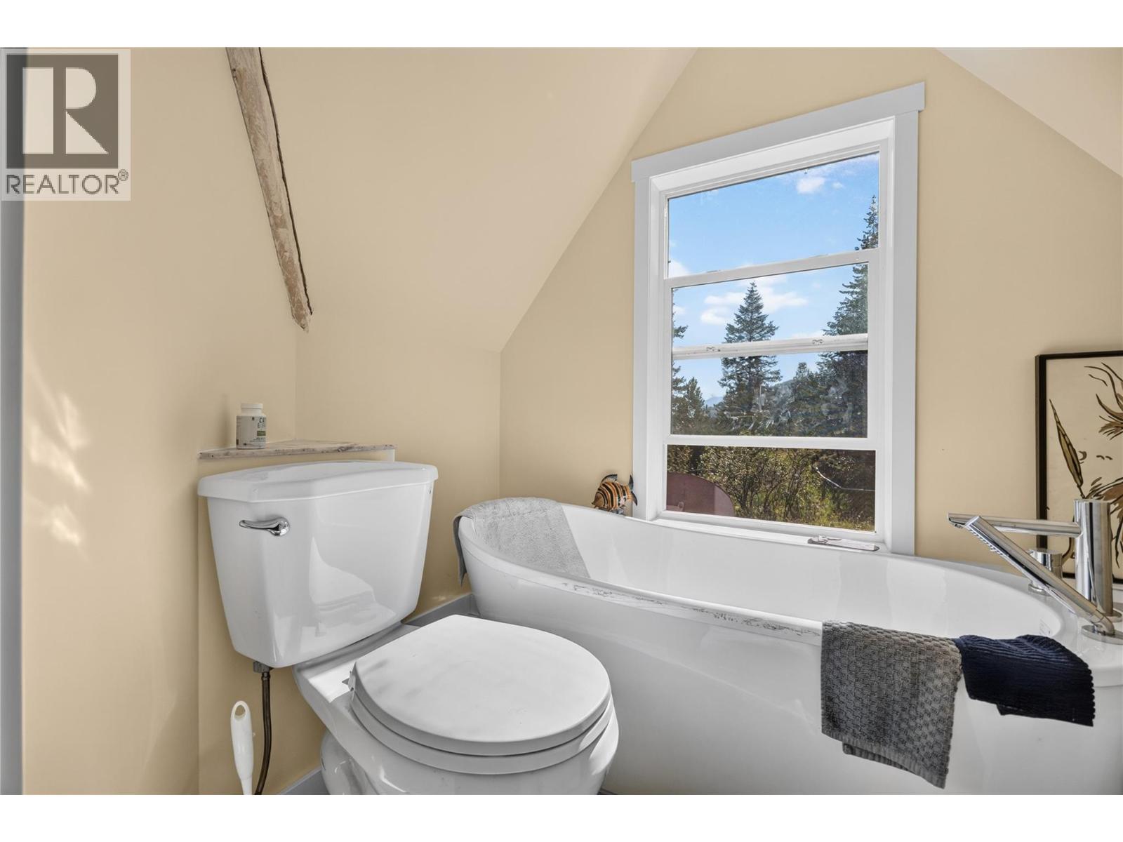 199 Farleigh Lake Road, Penticton, British Columbia  V2A 6J7 - Photo 25 - 10401736