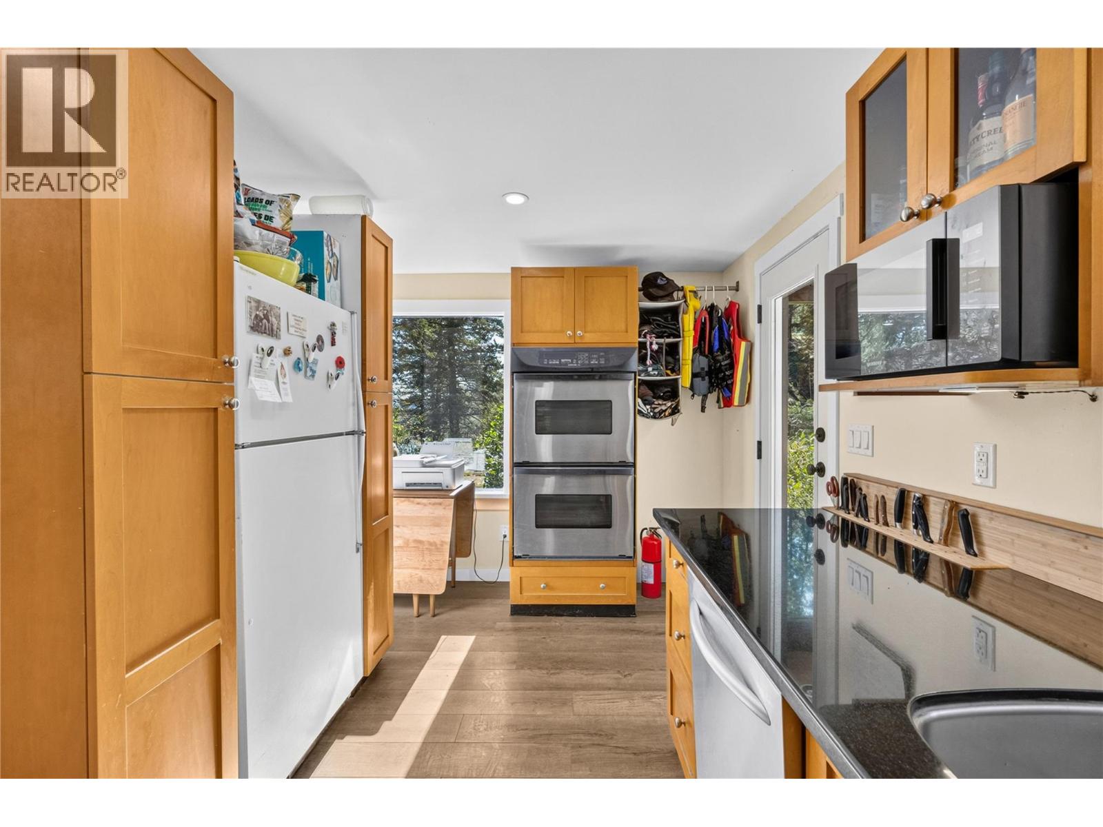 199 Farleigh Lake Road, Penticton, British Columbia  V2A 6J7 - Photo 5 - 10401736