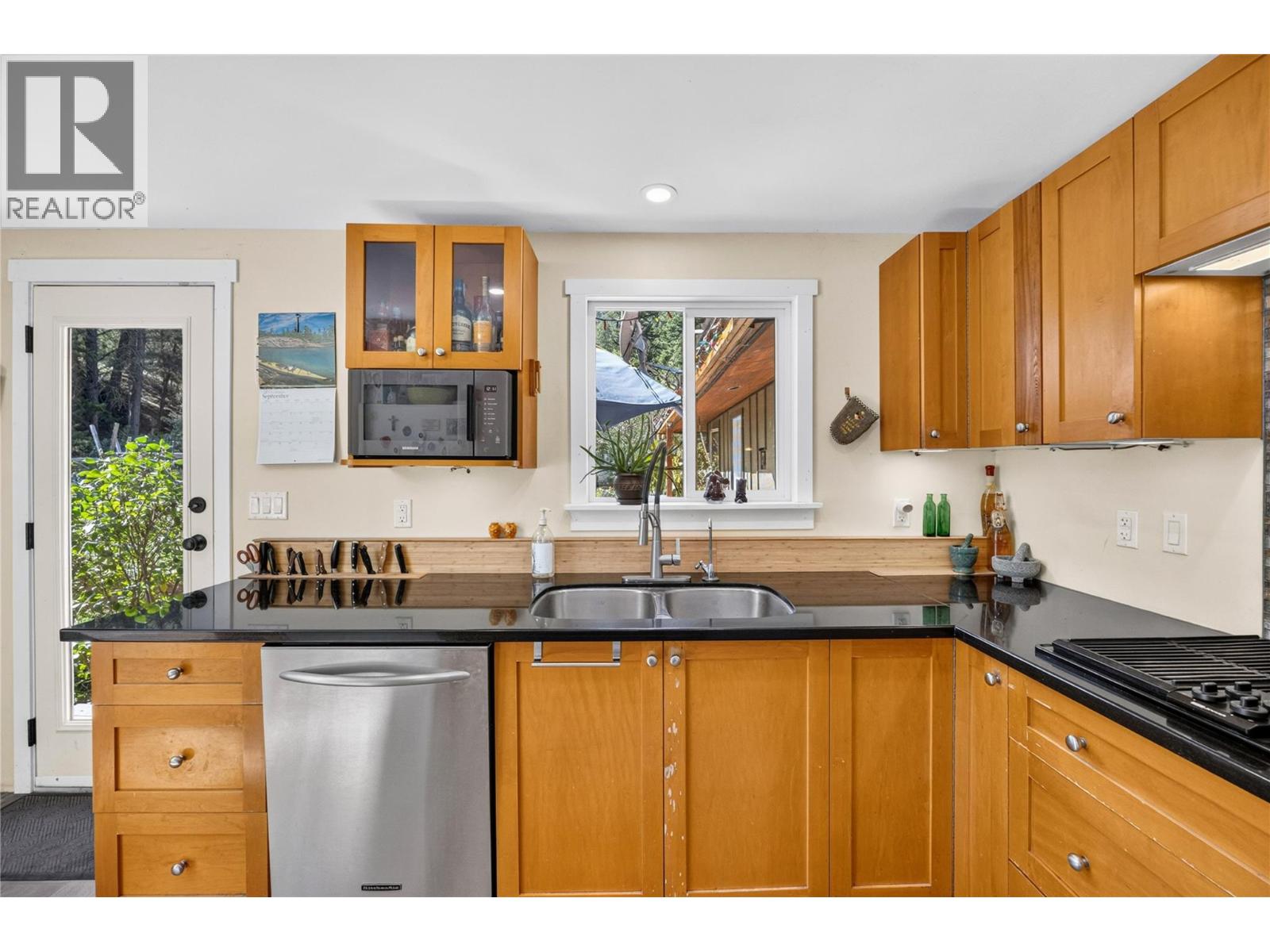 199 Farleigh Lake Road, Penticton, British Columbia  V2A 6J7 - Photo 7 - 10401736
