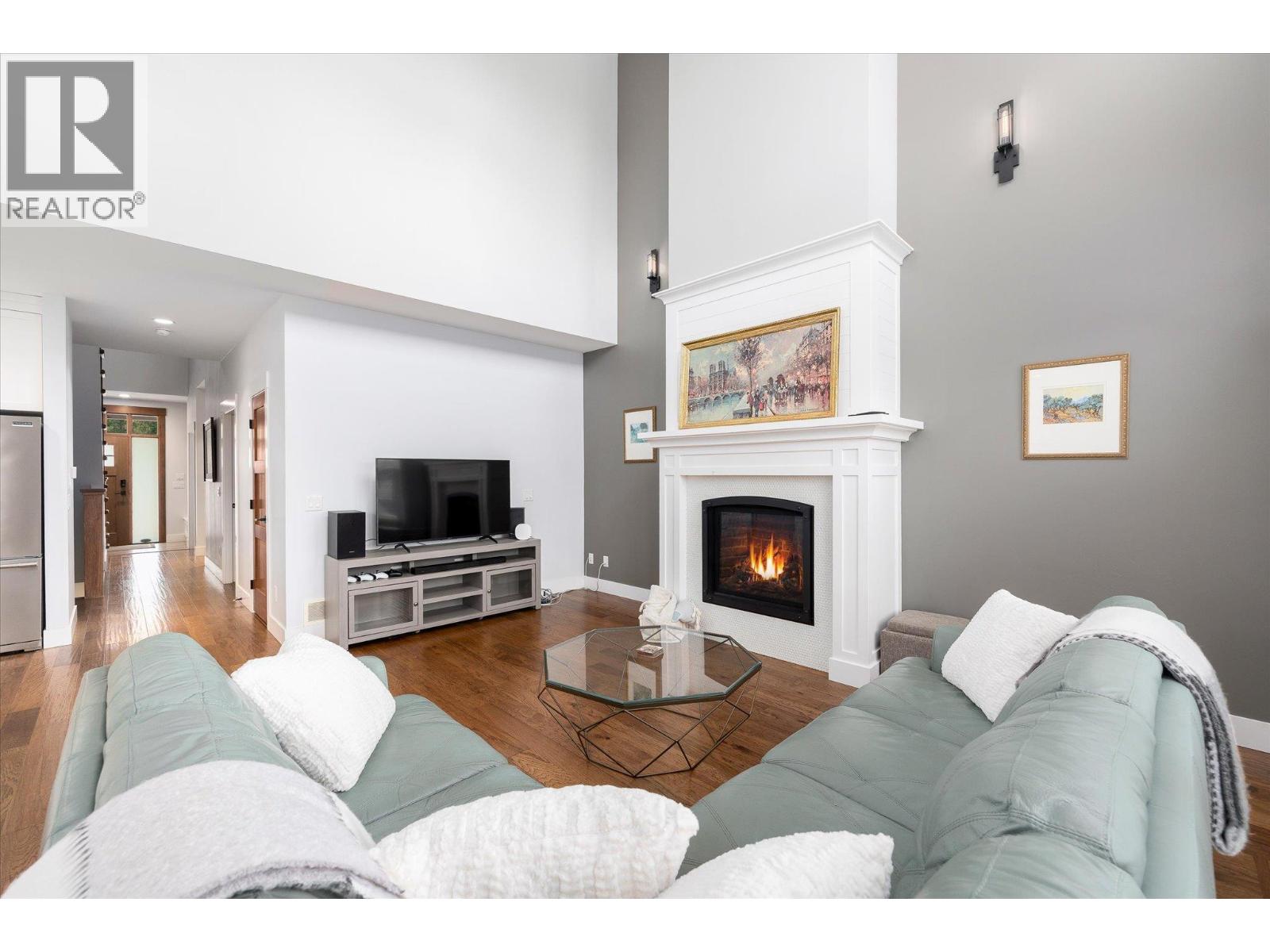 4702 Mcculloch Road, Kelowna, British Columbia  V1W 4G1 - Photo 8 - 10400567
