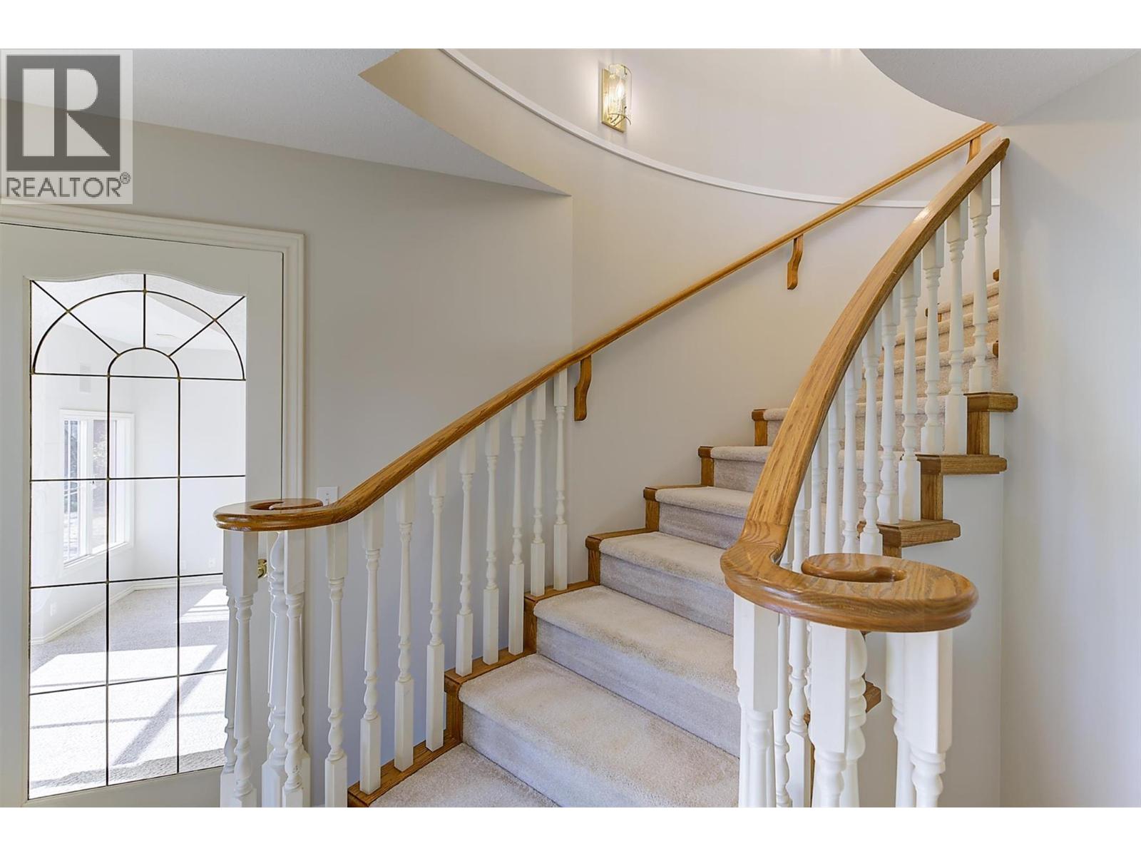 4632 / 4624 Minto Street, Peachland, British Columbia  V0H 1X4 - Photo 5 - 10401760