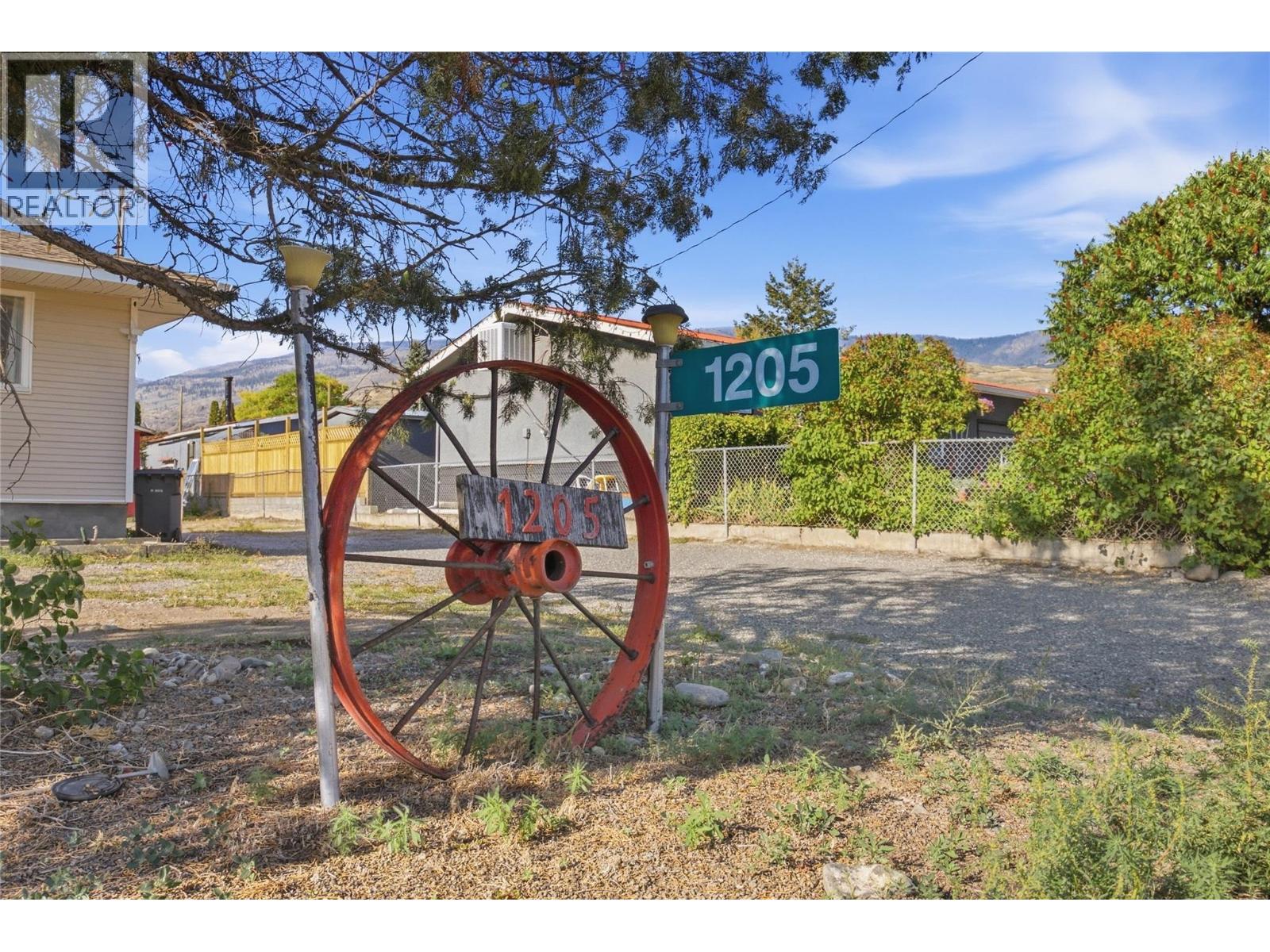 1205 Stage Road, Cache Creek, British Columbia  V0K 1H0 - Photo 26 - 10401527