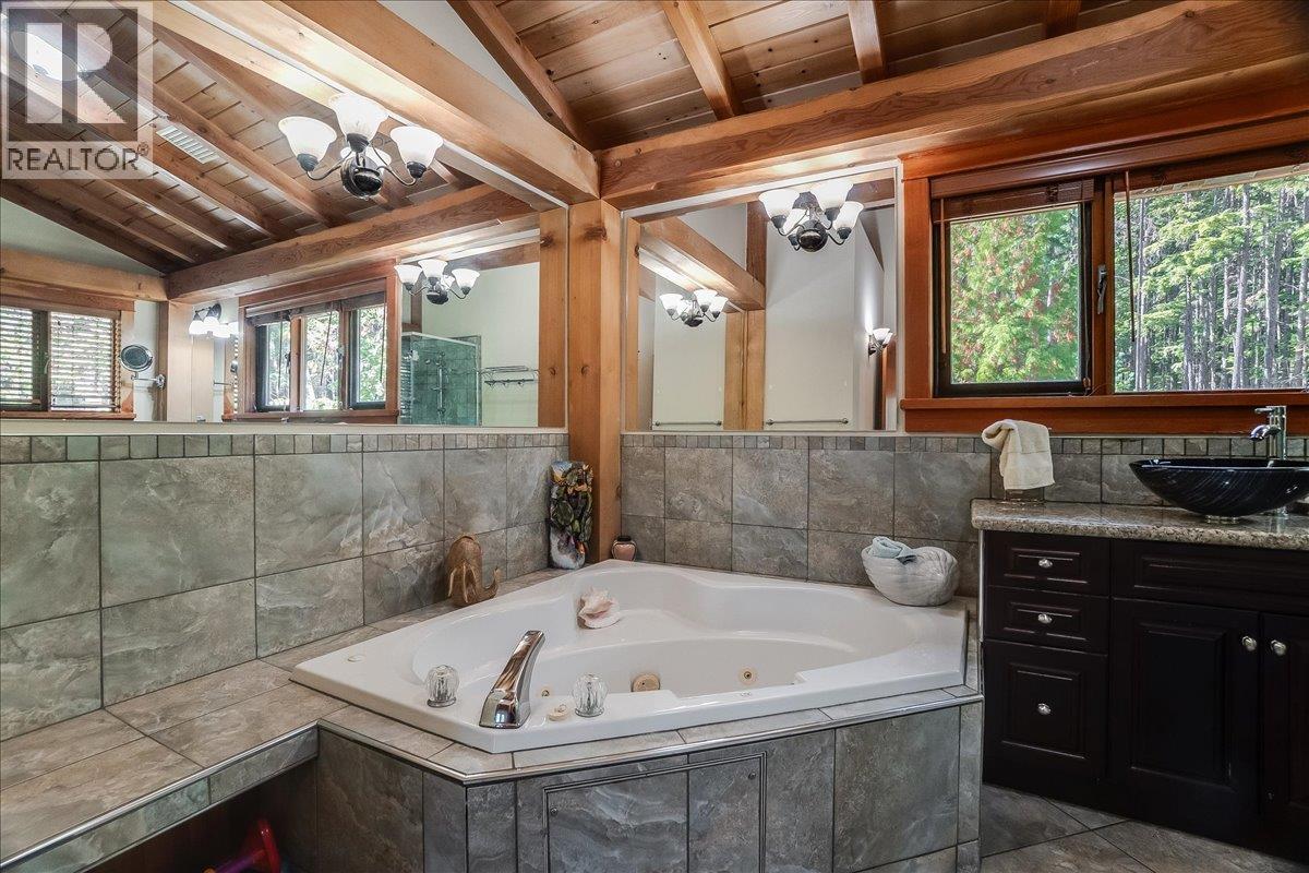 9233 31 Highway, Kaslo, British Columbia  V0G 1M0 - Photo 27 - 10401692