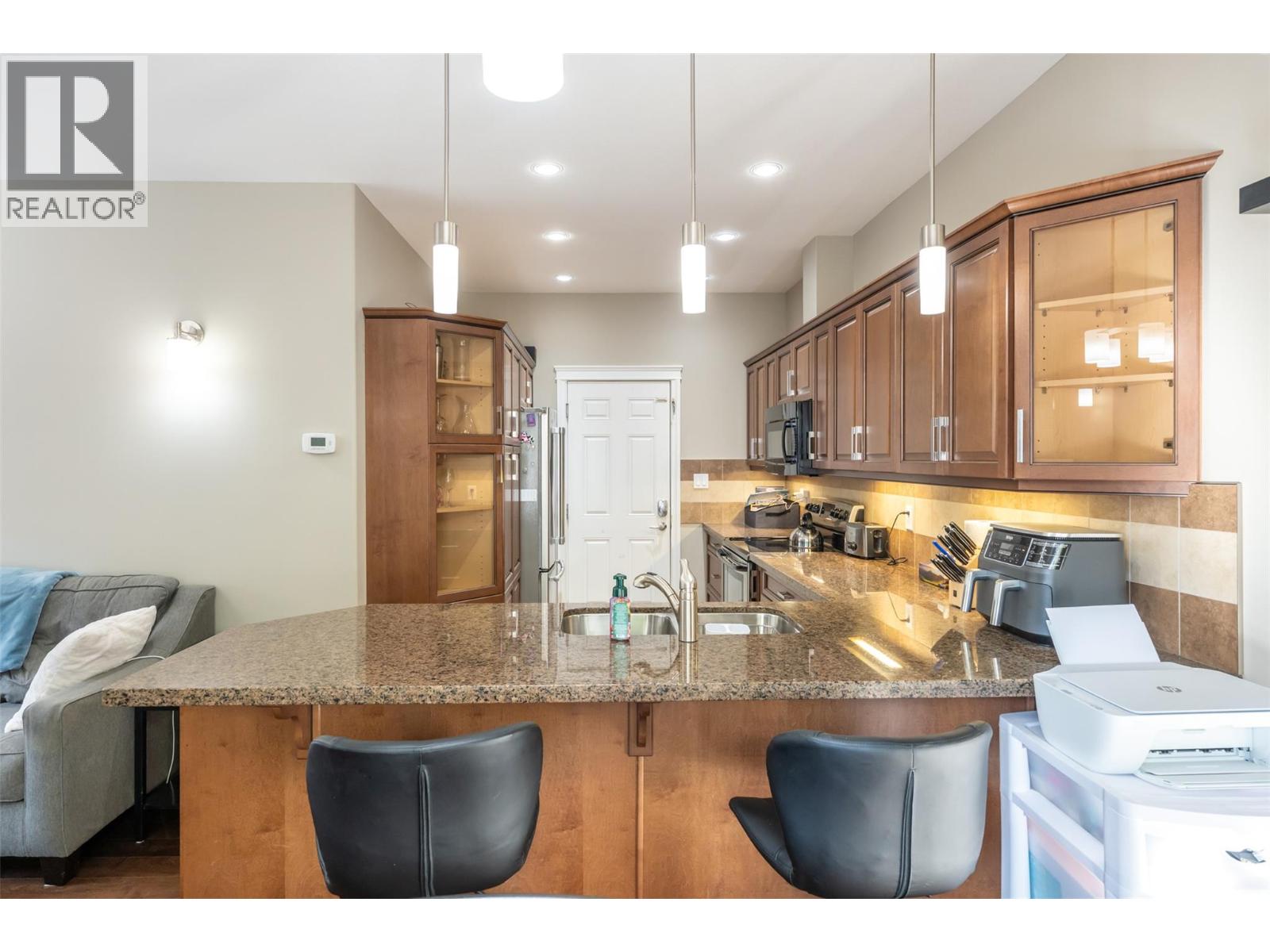 296 Kinney Avenue Unit# 104, Penticton, British Columbia  V2A 3N9 - Photo 4 - 10401724