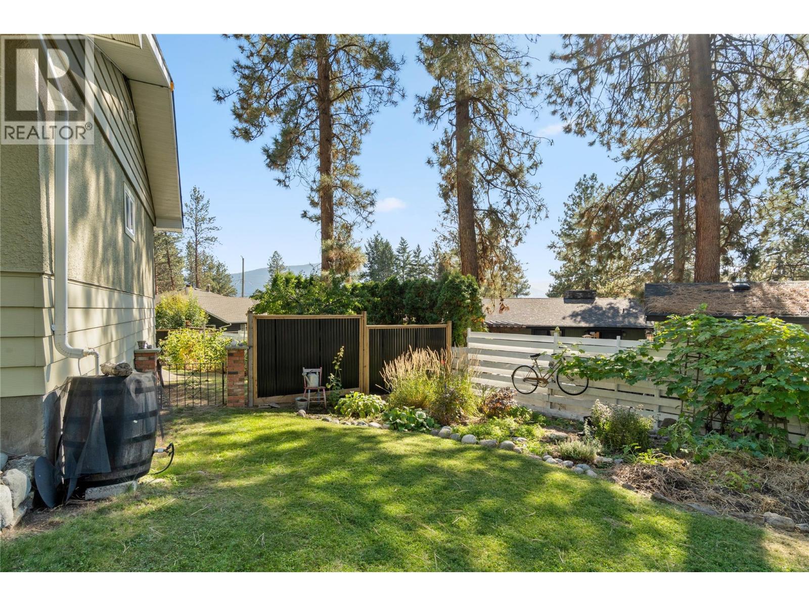 2026 Castillou Crescent, Merritt, British Columbia  V1K 1K3 - Photo 47 - 10401645