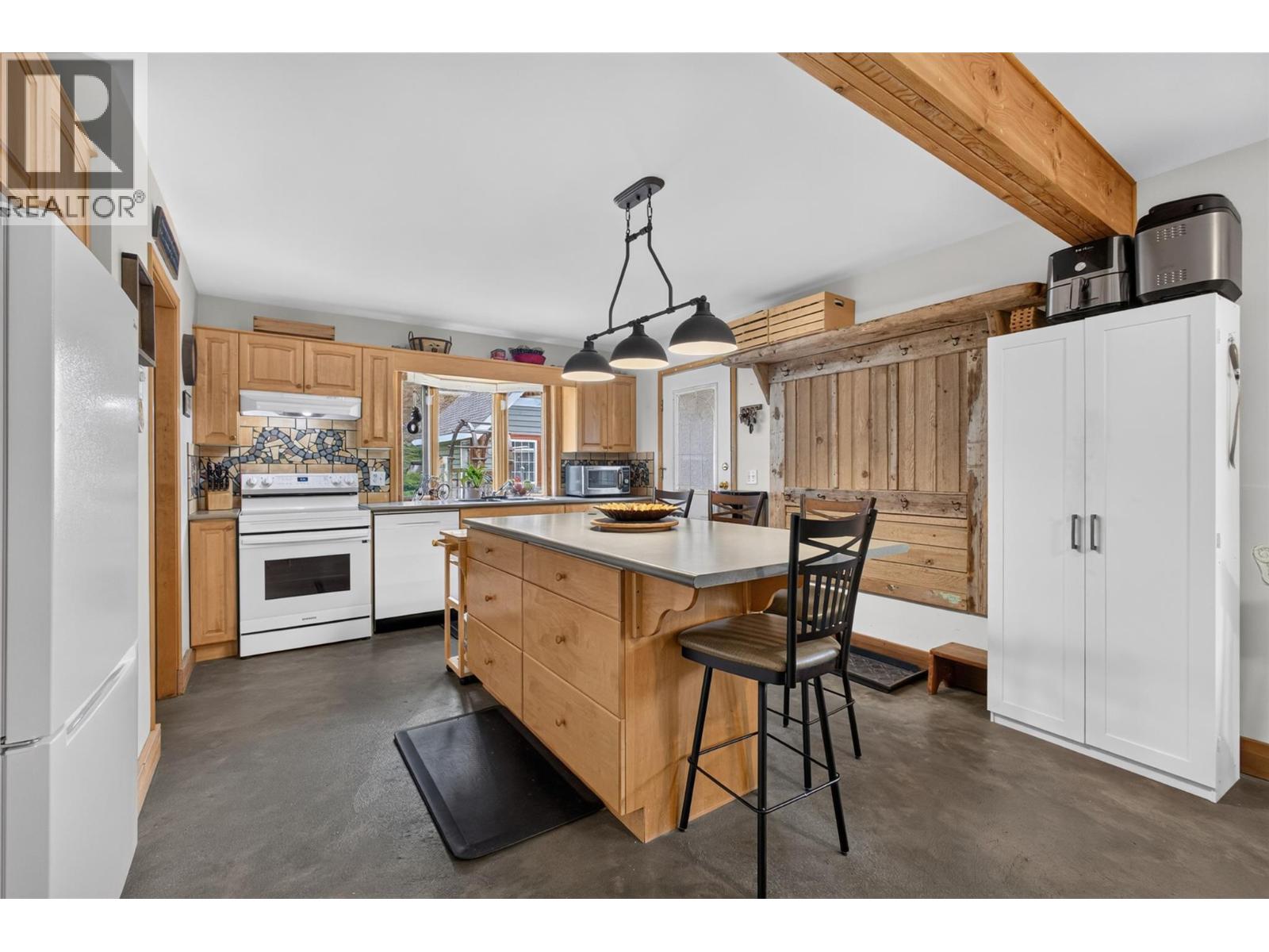 7366 Fintry Delta Road, Kelowna, British Columbia  V1Z 3V2 - Photo 3 - 10401487
