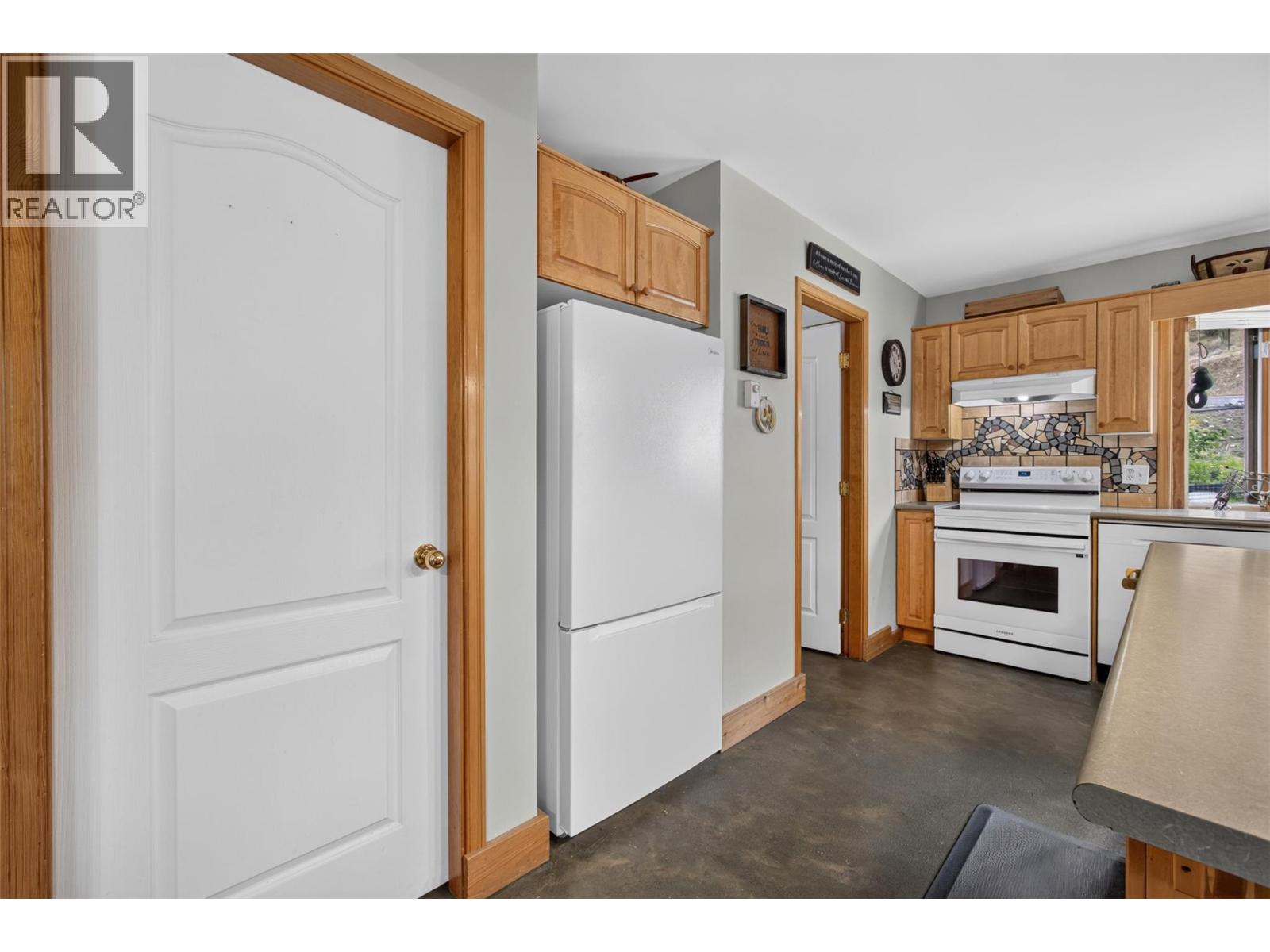 7366 Fintry Delta Road, Kelowna, British Columbia  V1Z 3V2 - Photo 5 - 10401487