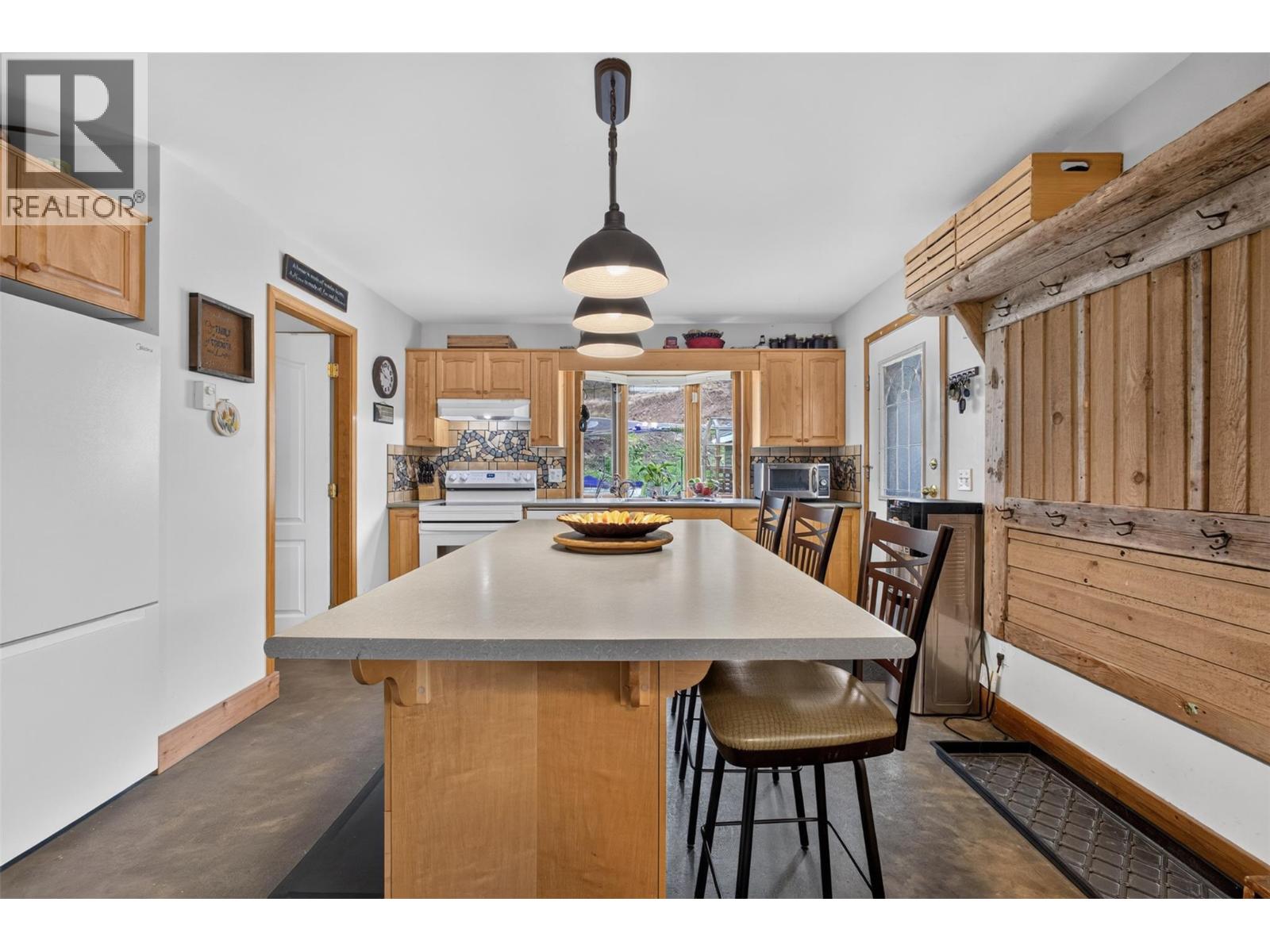 7366 Fintry Delta Road, Kelowna, British Columbia  V1Z 3V2 - Photo 6 - 10401487
