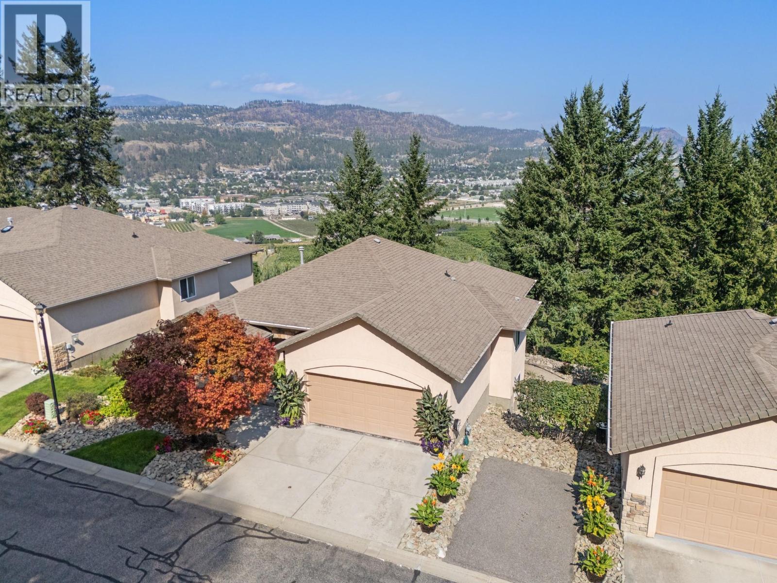 2300 Silver Place Unit# 3, Kelowna, British Columbia  V1V 2L5 - Photo 1 - 10401817