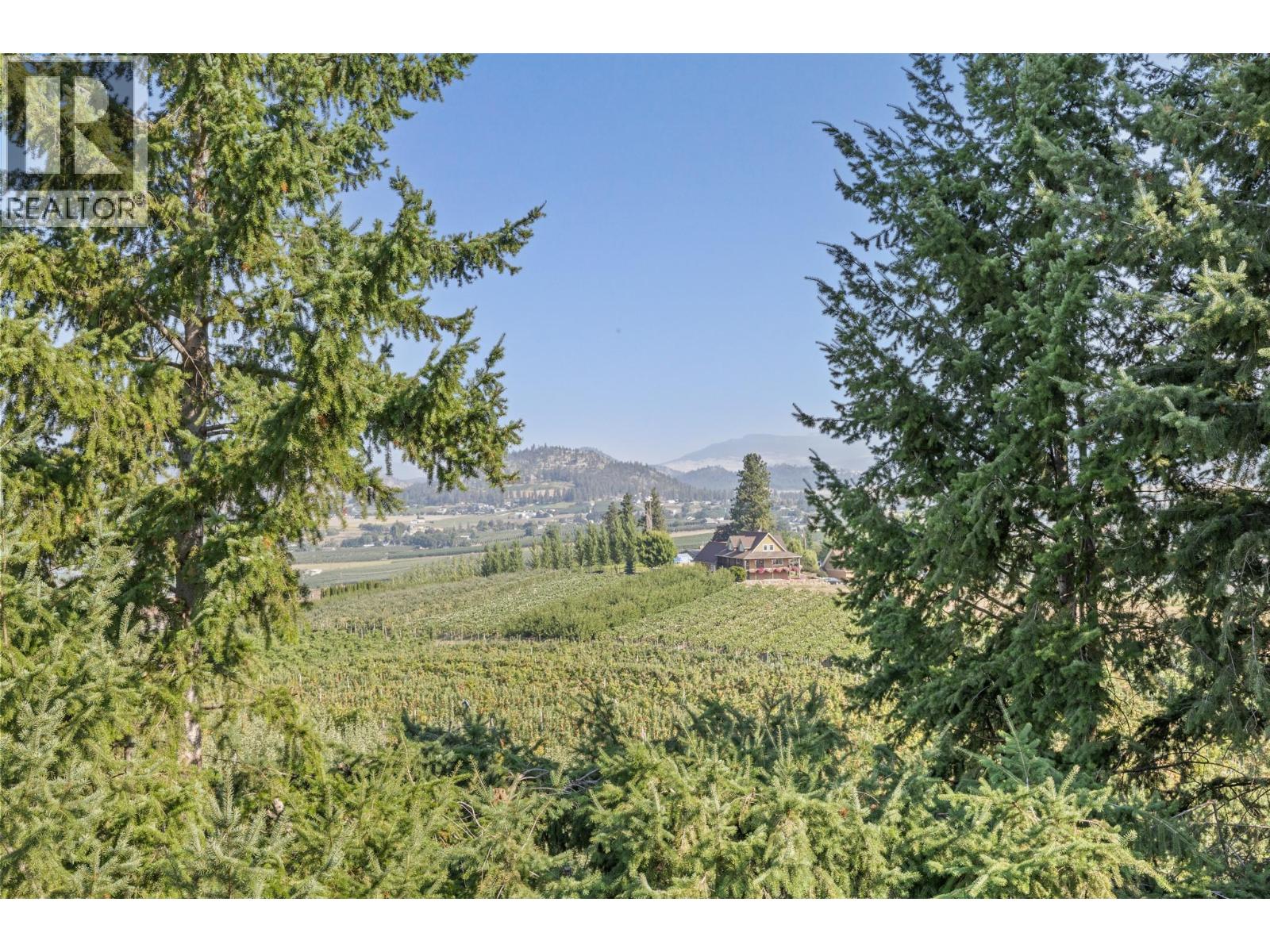 2300 Silver Place Unit# 3, Kelowna, British Columbia  V1V 2L5 - Photo 4 - 10401817