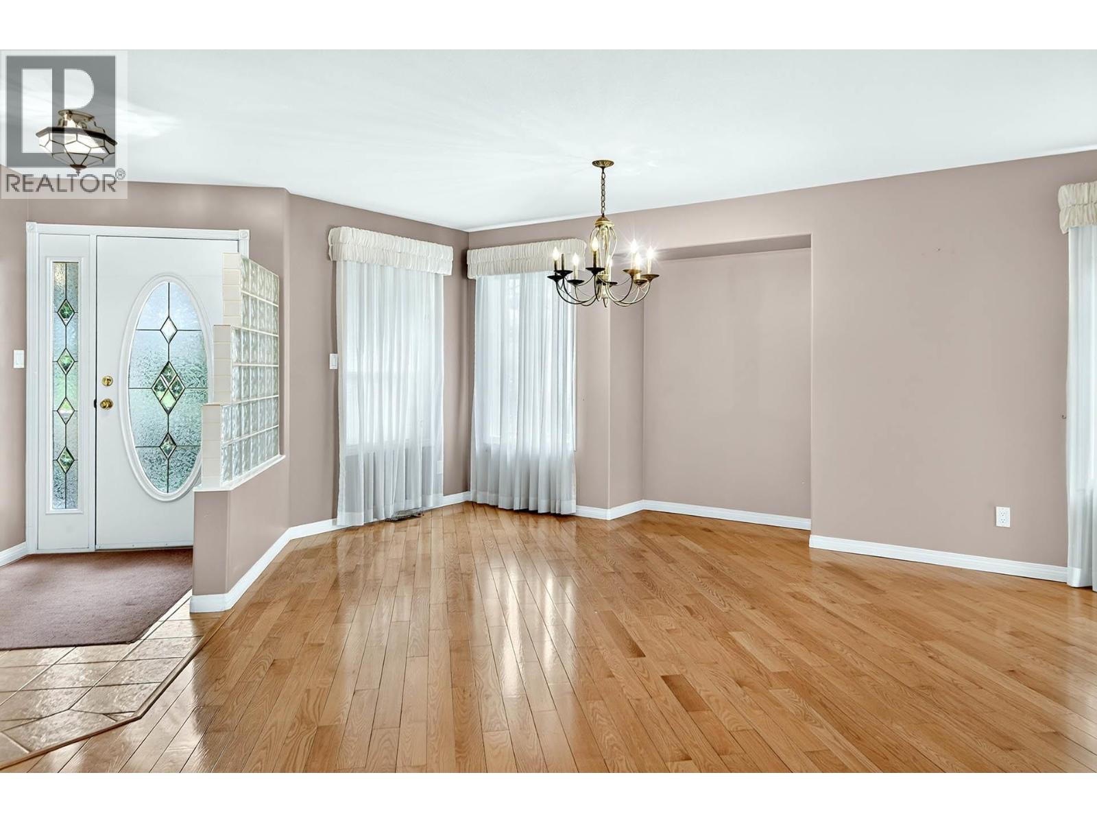 94 Thor Drive, Kamloops, British Columbia  V2C 6P8 - Photo 4 - 10401807