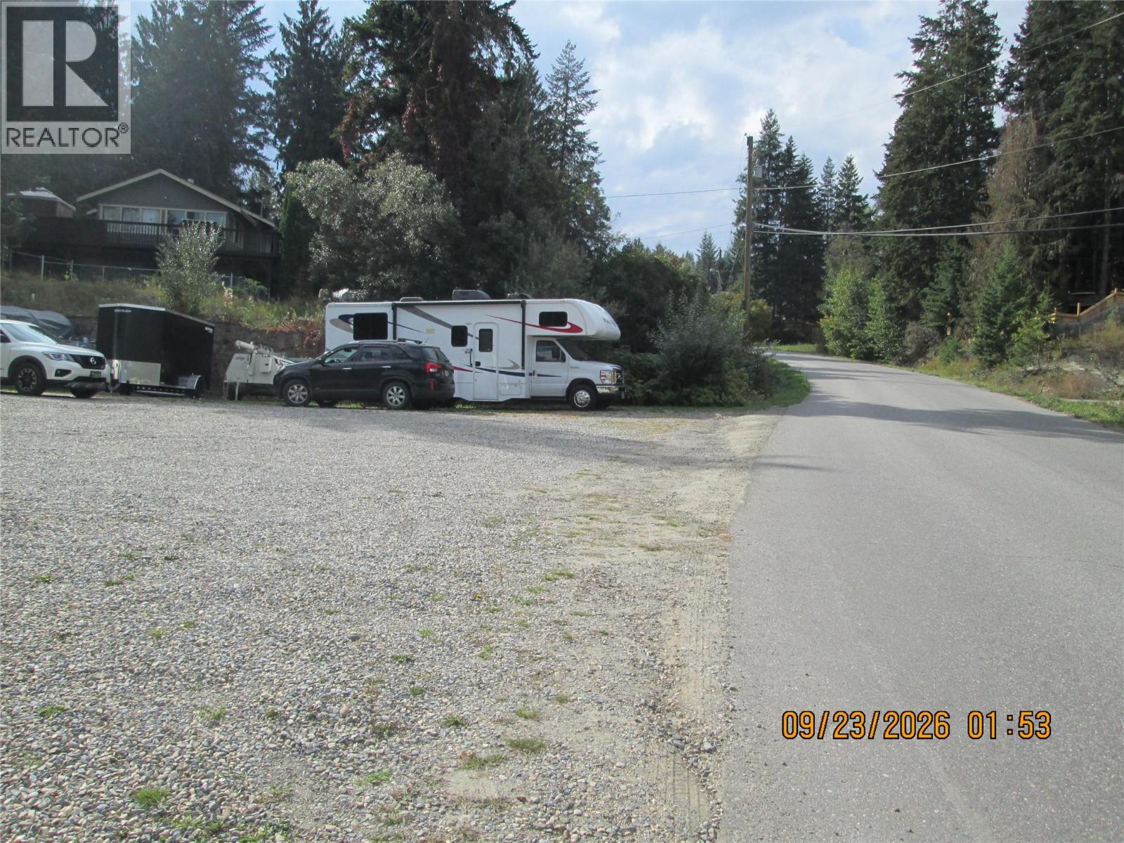 2446 Centennial Drive, Blind Bay, British Columbia  V0E 1H0 - Photo 13 - 10401766
