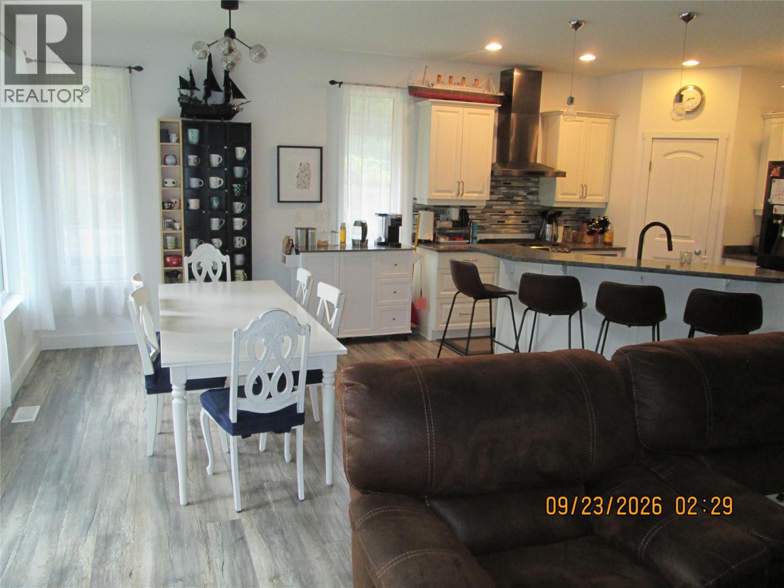 2446 Centennial Drive, Blind Bay, British Columbia  V0E 1H0 - Photo 17 - 10401766