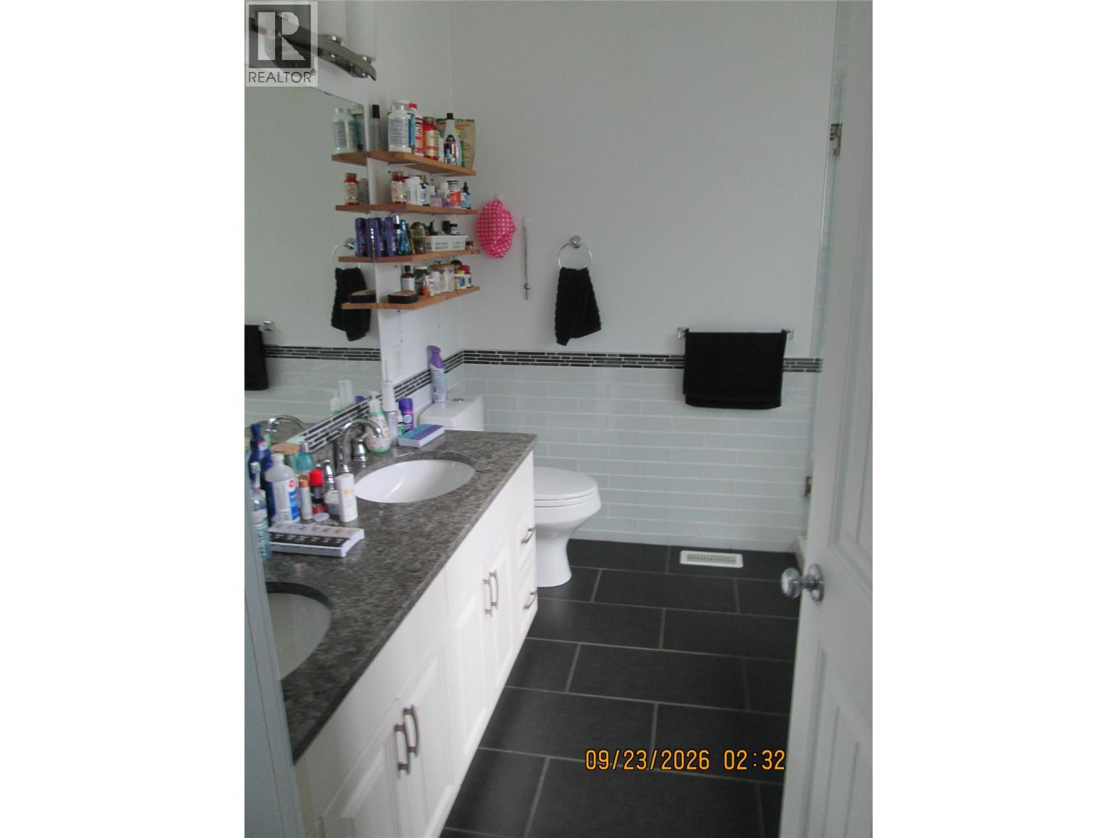 2446 Centennial Drive, Blind Bay, British Columbia  V0E 1H0 - Photo 23 - 10401766