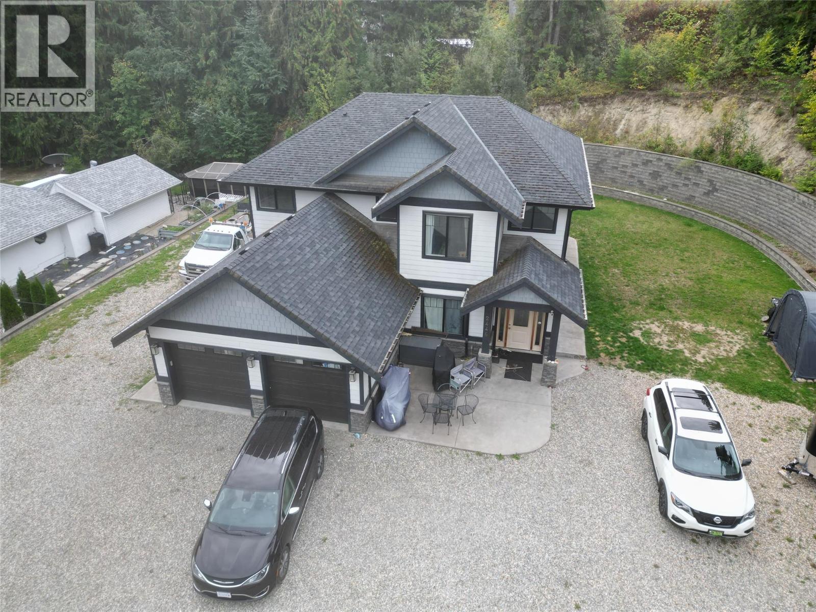 2446 Centennial Drive, Blind Bay, British Columbia  V0E 1H0 - Photo 52 - 10401766