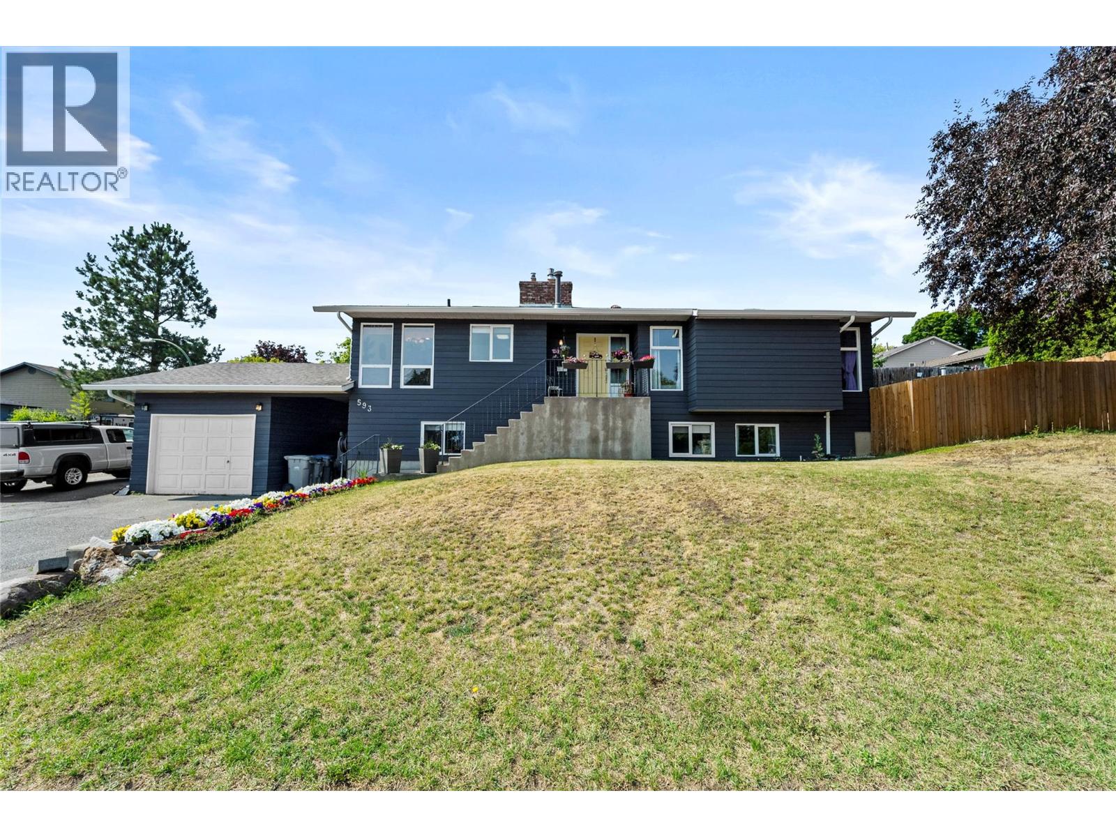 593 Braemar Drive, Kamloops, British Columbia  V1S 1H6 - Photo 1 - 10401884