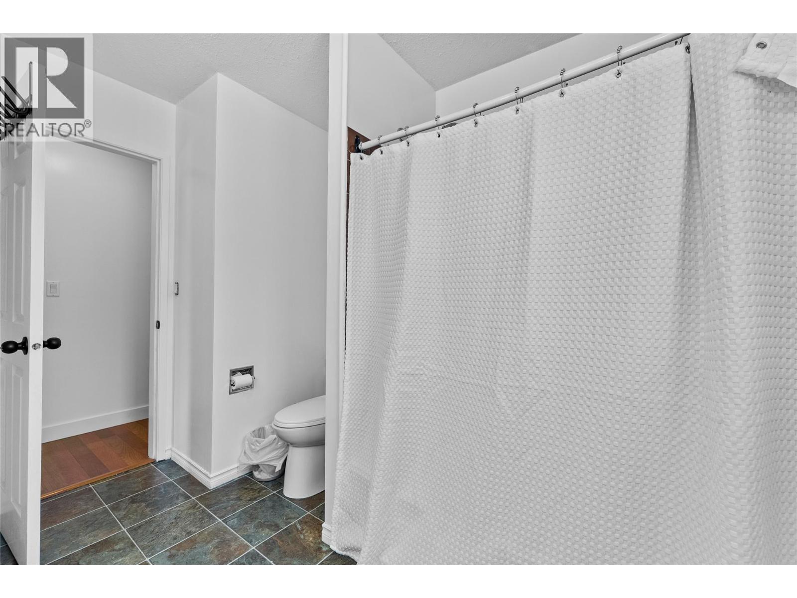 593 Braemar Drive, Kamloops, British Columbia  V1S 1H6 - Photo 20 - 10401884