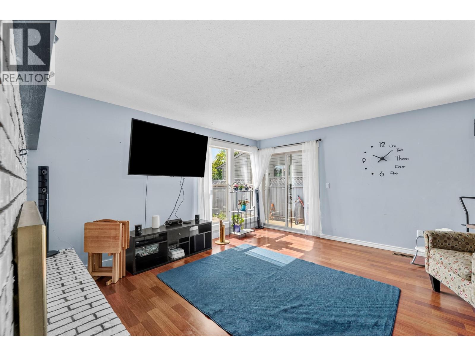 593 Braemar Drive, Kamloops, British Columbia  V1S 1H6 - Photo 8 - 10401884