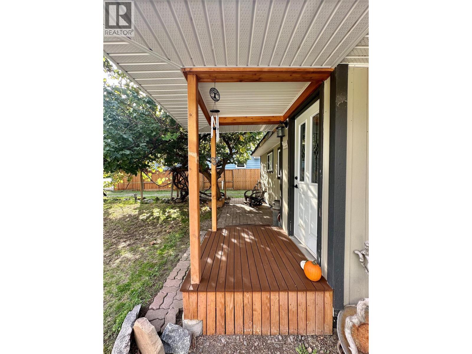 2632 6th Street, Olalla, British Columbia  V0X 1N0 - Photo 35 - 10401549