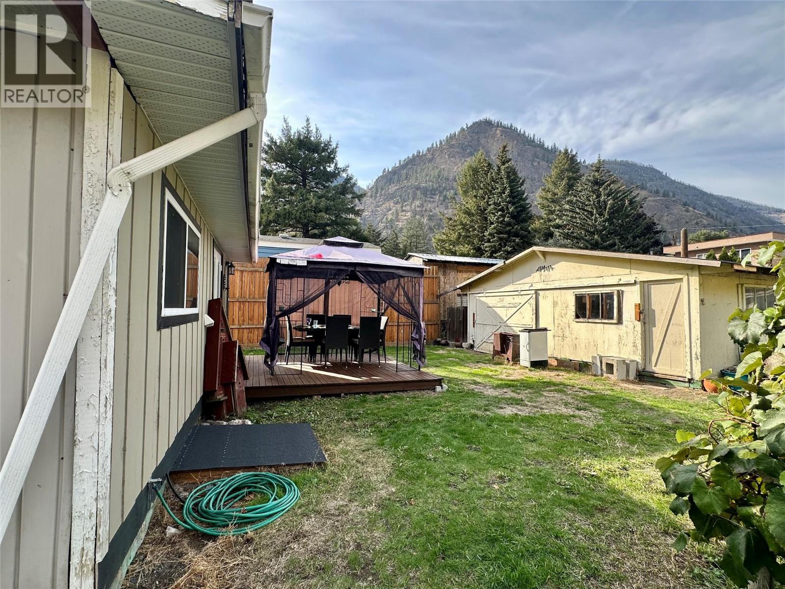 2632 6th Street, Olalla, British Columbia  V0X 1N0 - Photo 6 - 10401549