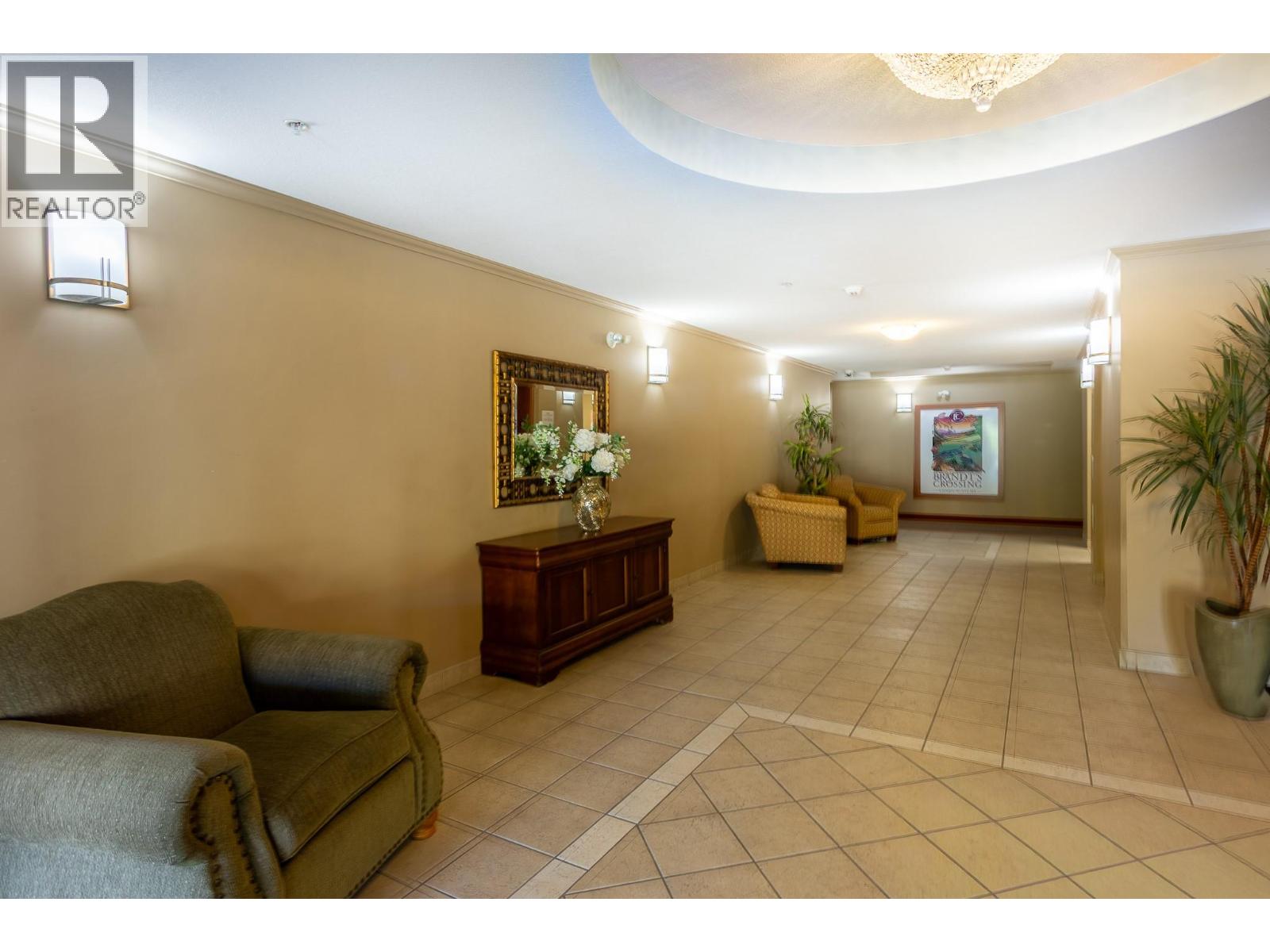 303 Whitman Road Unit# 304, Kelowna, British Columbia  V1V 2P3 - Photo 3 - 10401855