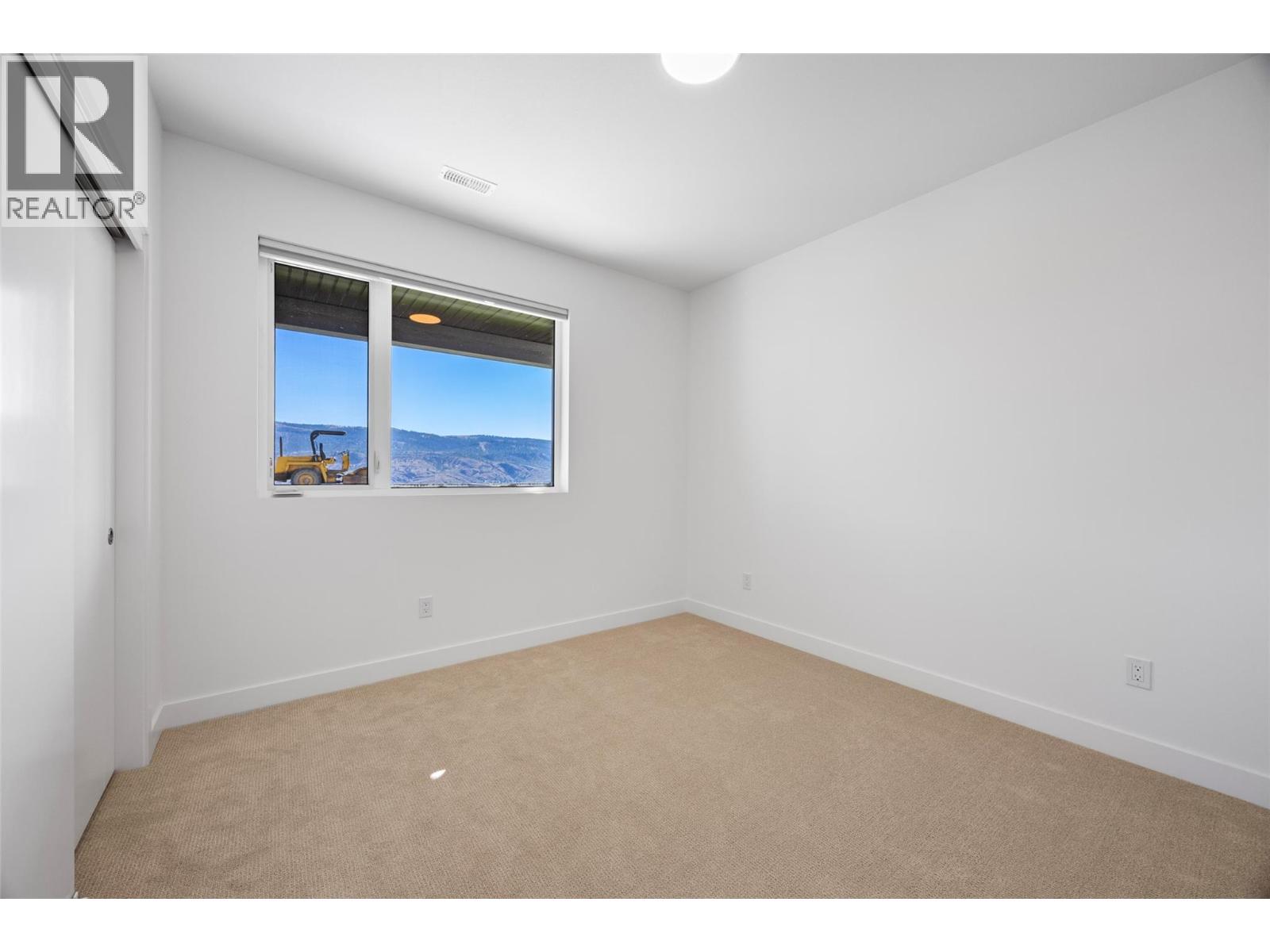 5044 Sun Rivers Drive, Kamloops, British Columbia  V2H 0E7 - Photo 17 - 10401743