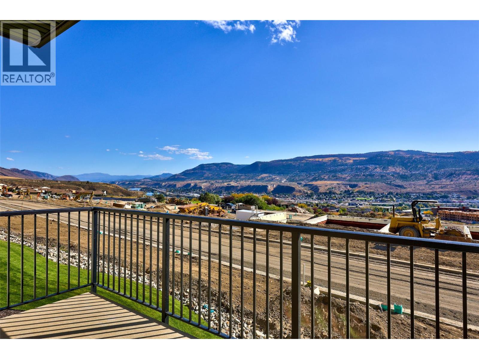 5044 Sun Rivers Drive, Kamloops, British Columbia  V2H 0E7 - Photo 7 - 10401743