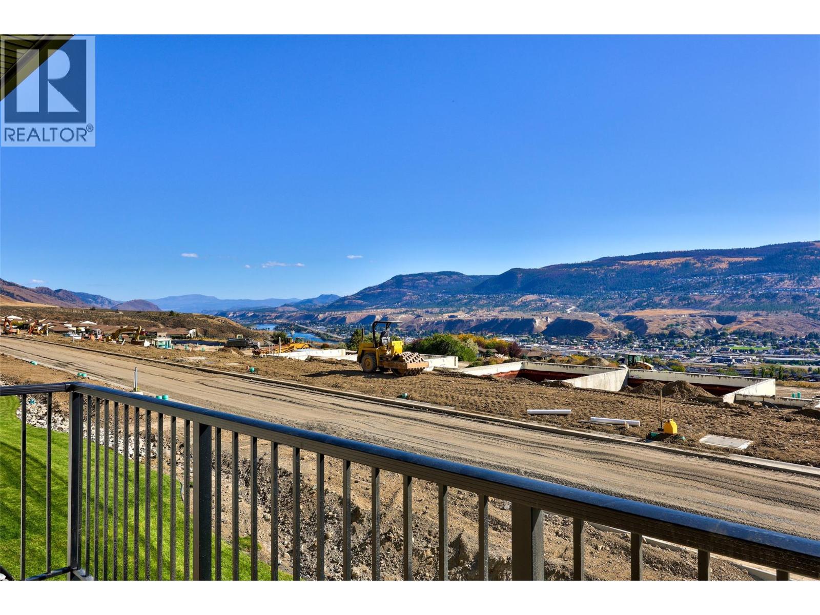 5048 Sun Rivers Drive, Kamloops, British Columbia  V2H 0E7 - Photo 6 - 10401735