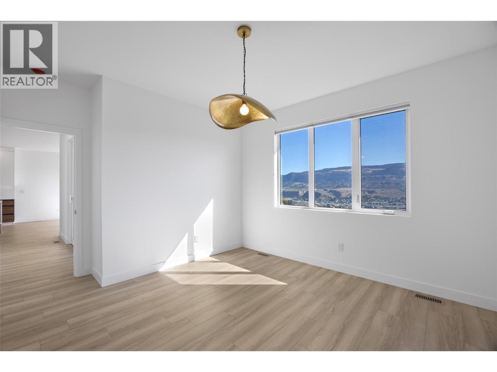 5048 Sun Rivers Drive, Kamloops, British Columbia  V2H 0E7 - Photo 8 - 10401735