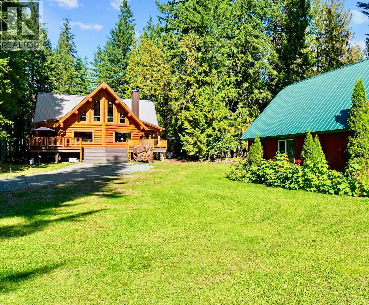 2380 Wm Brown Road, Magna Bay, British Columbia  V0E 1M7 - Photo 1 - 10401066