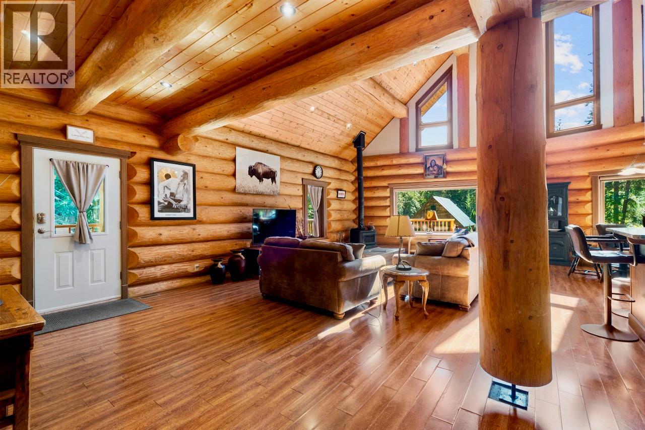 2380 Wm Brown Road, Magna Bay, British Columbia  V0E 1M7 - Photo 26 - 10401066
