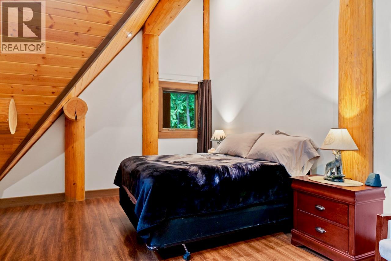 2380 Wm Brown Road, Magna Bay, British Columbia  V0E 1M7 - Photo 32 - 10401066