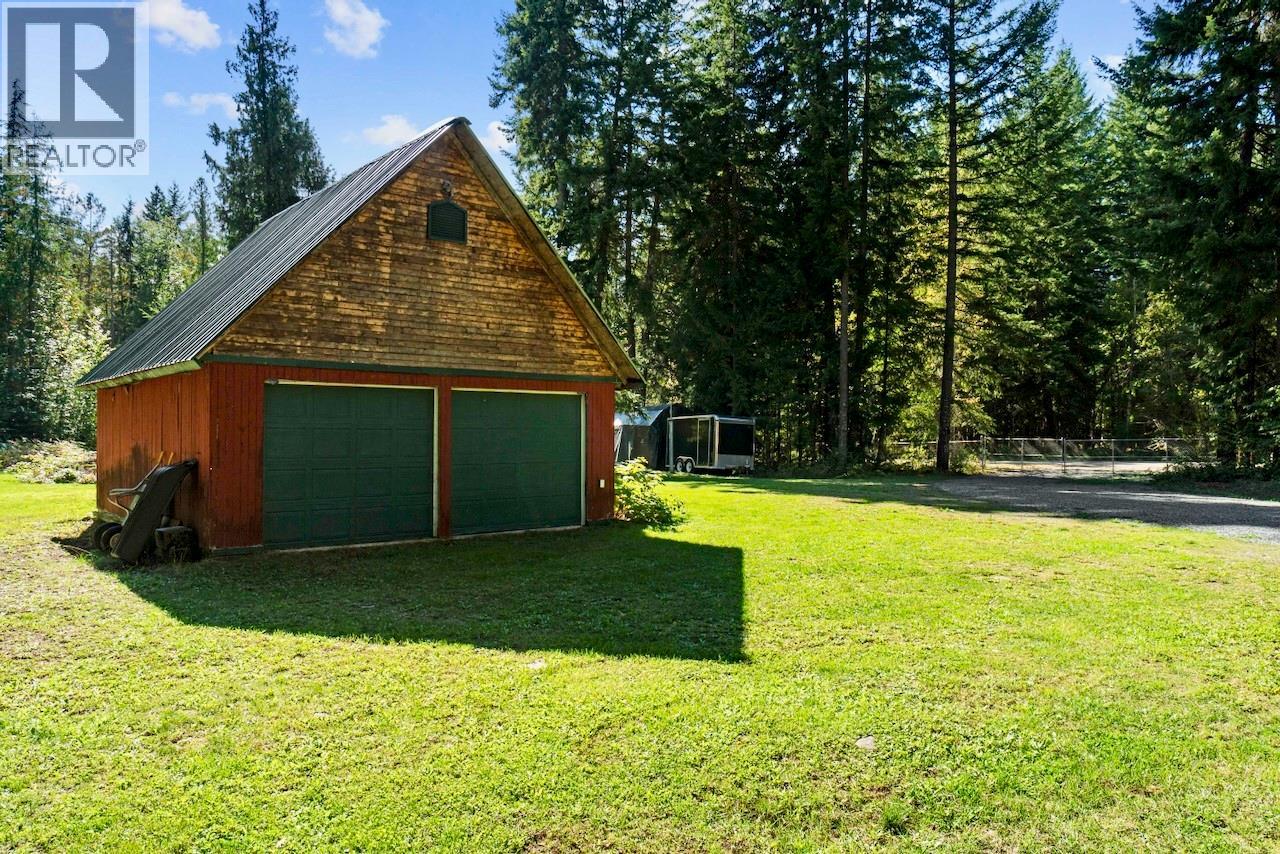 2380 Wm Brown Road, Magna Bay, British Columbia  V0E 1M7 - Photo 66 - 10401066