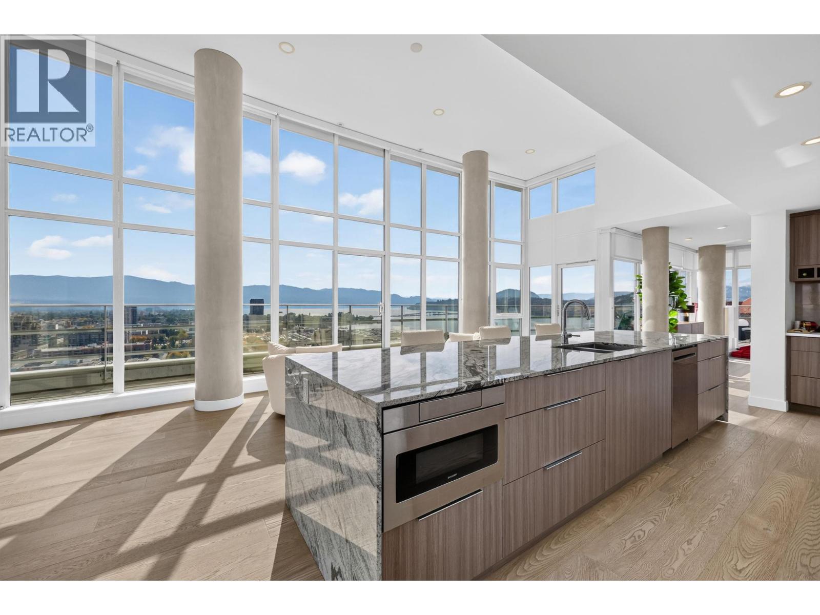 1151 Sunset Drive Unit# 2101, Kelowna, British Columbia  V1Y 0G2 - Photo 1 - 10401883
