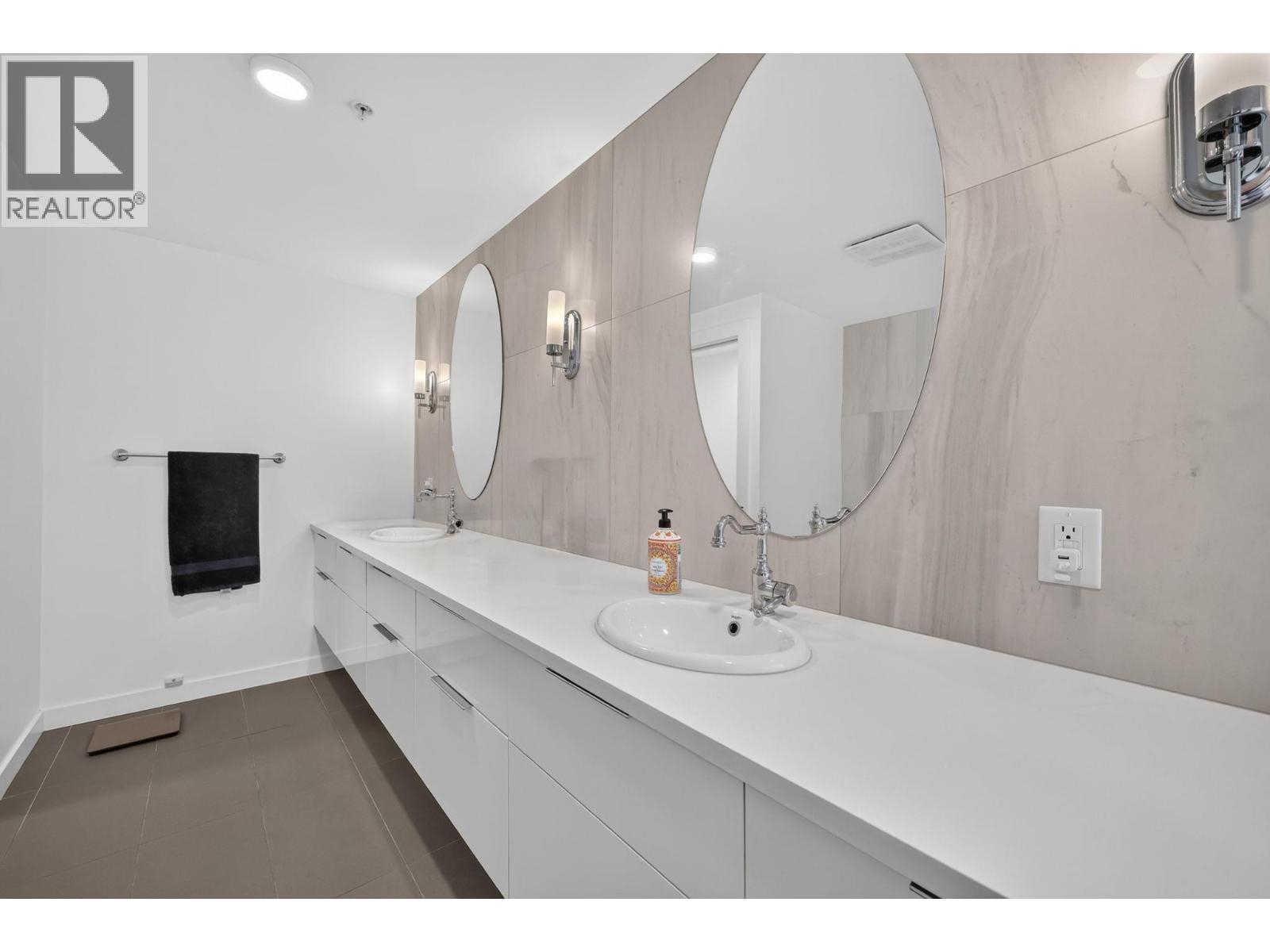 1151 Sunset Drive Unit# 2101, Kelowna, British Columbia  V1Y 0G2 - Photo 45 - 10401883