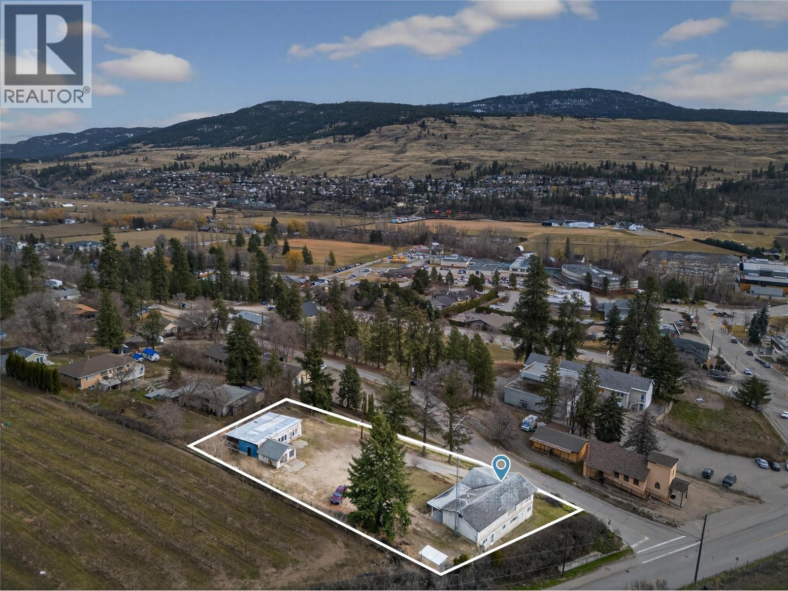 10114 Newene Road, Lake Country, British Columbia  V4V 1V2 - Photo 1 - 10401679