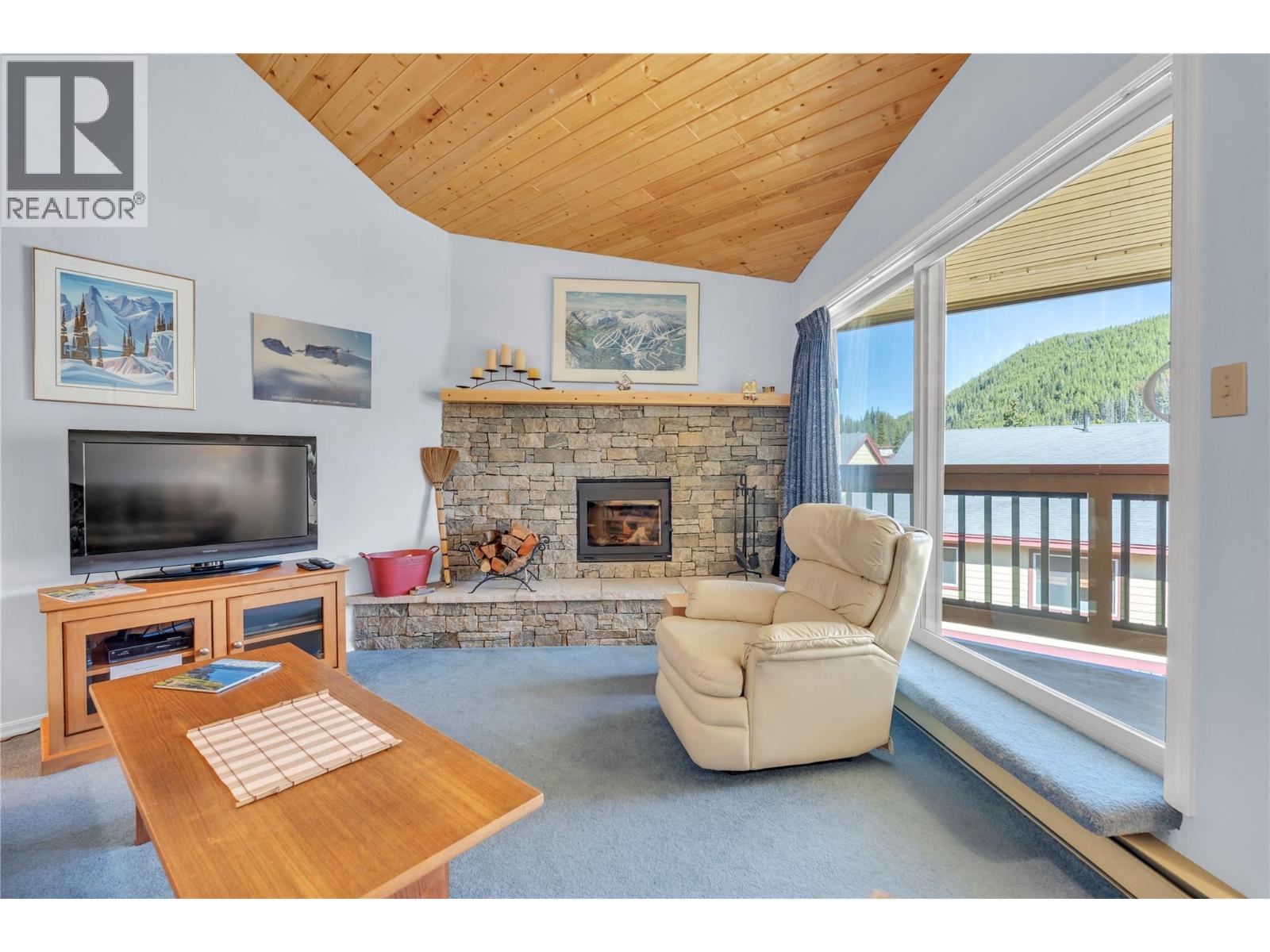 330 Strayhorse Road Unit# 318, Apex Mountain, British Columbia  V2A 0E2 - Photo 13 - 10401742