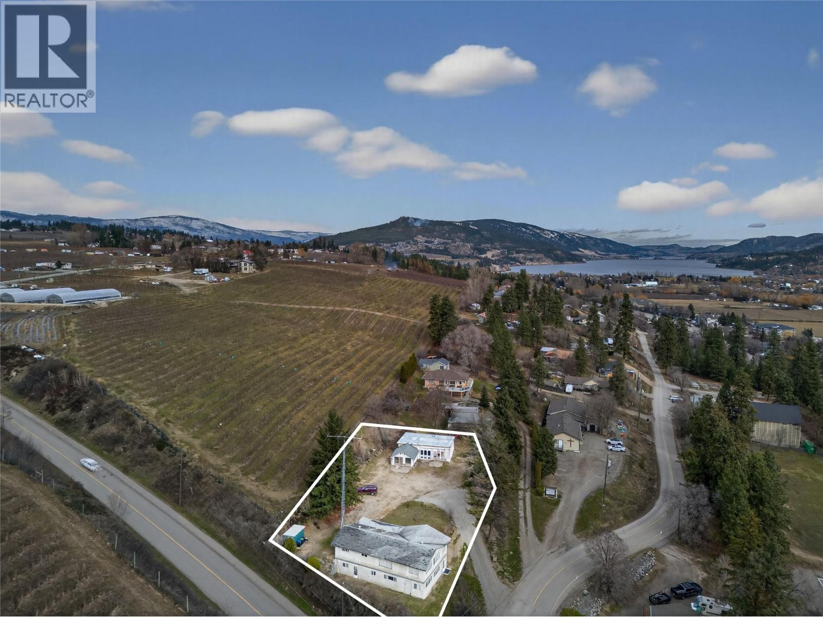 10114 Newene Road, Lake Country, British Columbia  V4V 1V2 - Photo 4 - 10401864